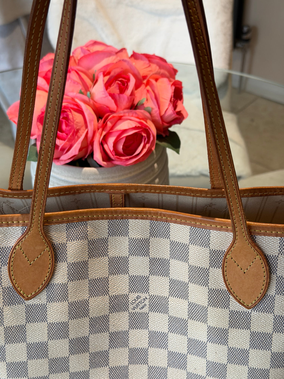 Louis Vuitton Neverfull MM in Damier Azur Canvas