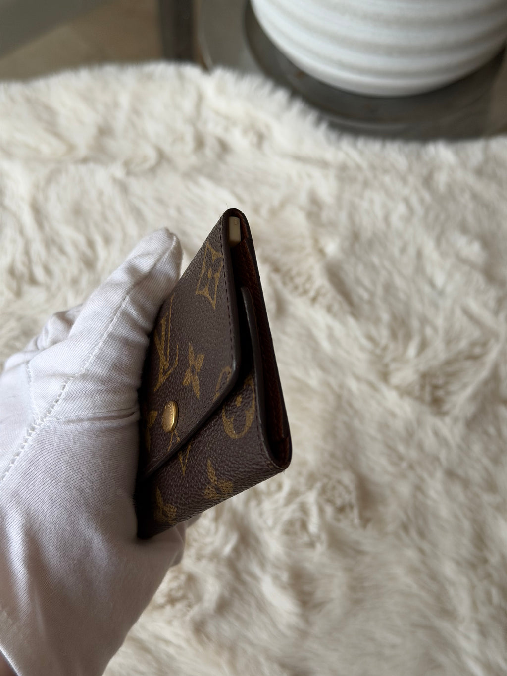 Louis Vuitton 6 Key Holder in Monogram Canvas