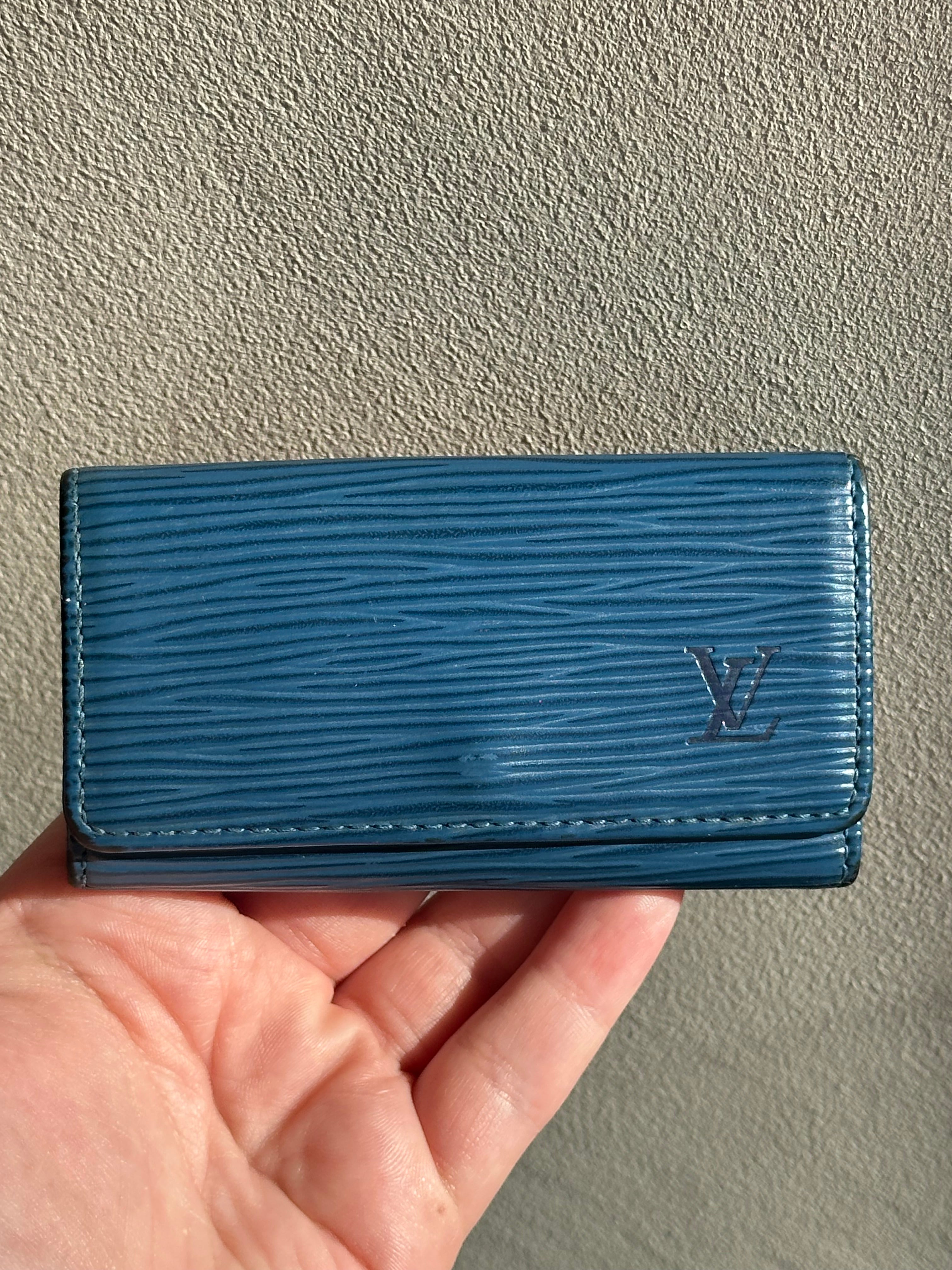 Louis Vuitton 4 Key Holder in Navy Blue Epi Leather