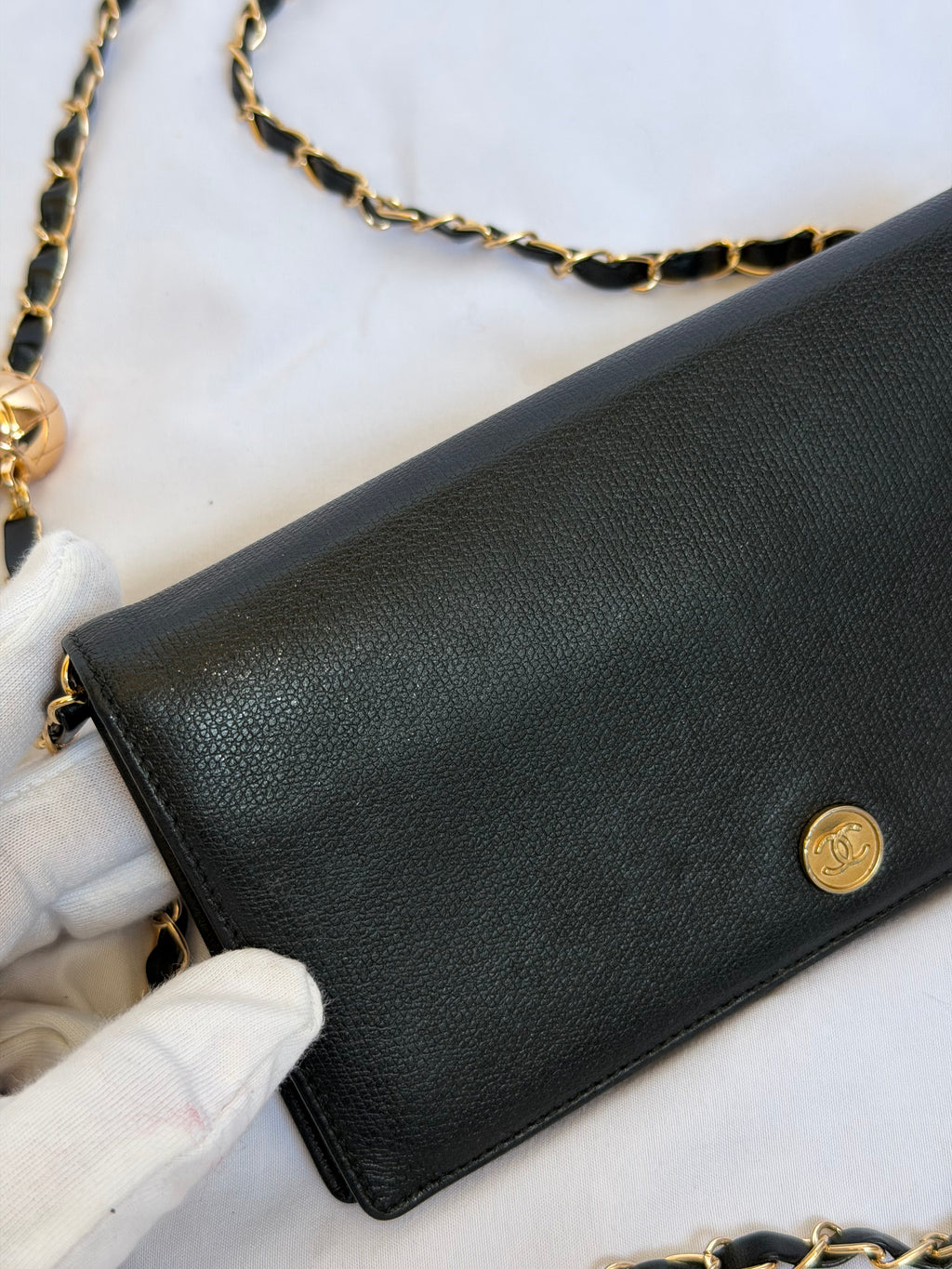 Chanel Wallet in Chain WOC in Black Leather, Gold Logo & Chain