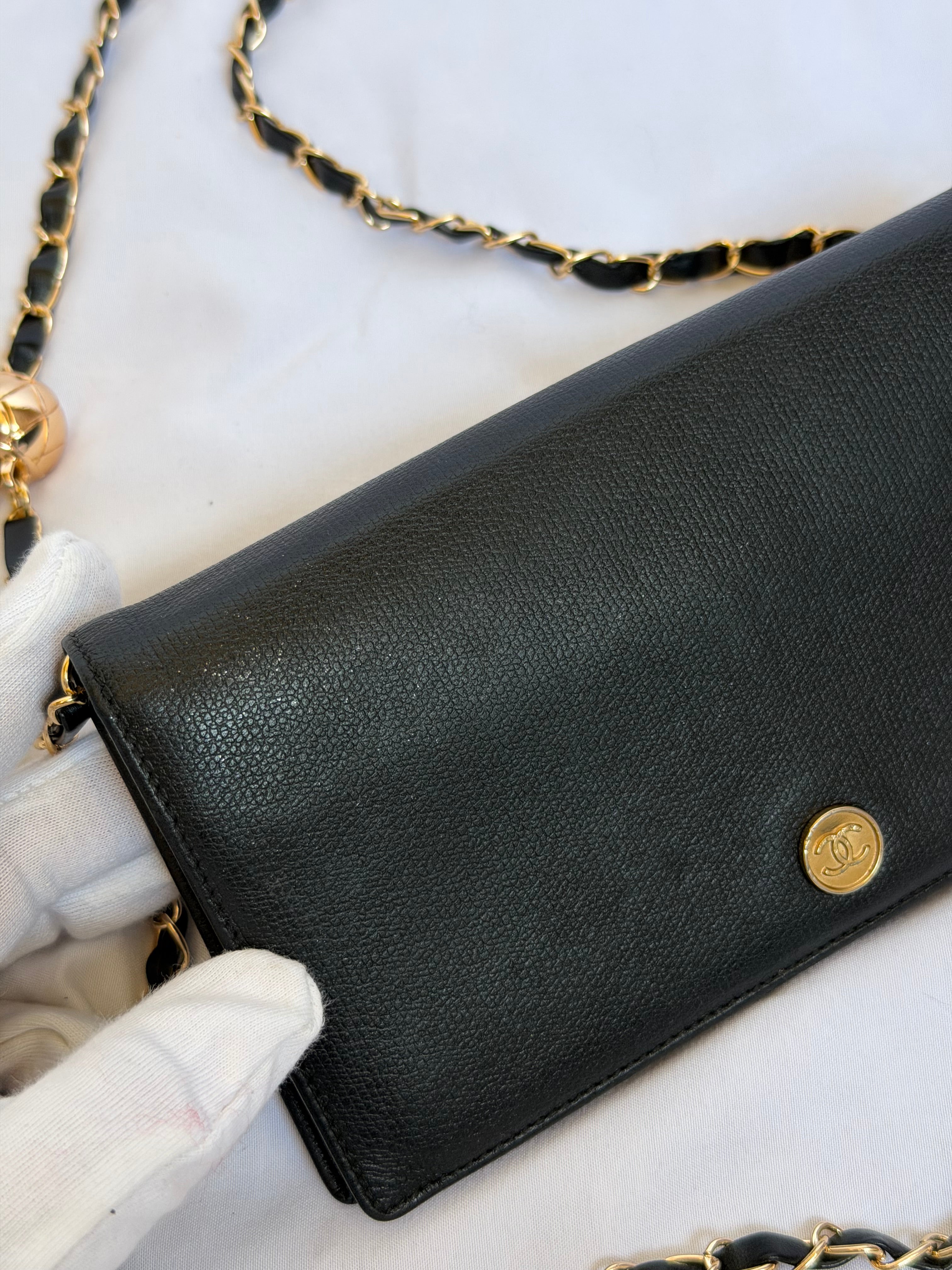 Chanel Wallet in Chain WOC in Black Leather, Gold Logo & Chain