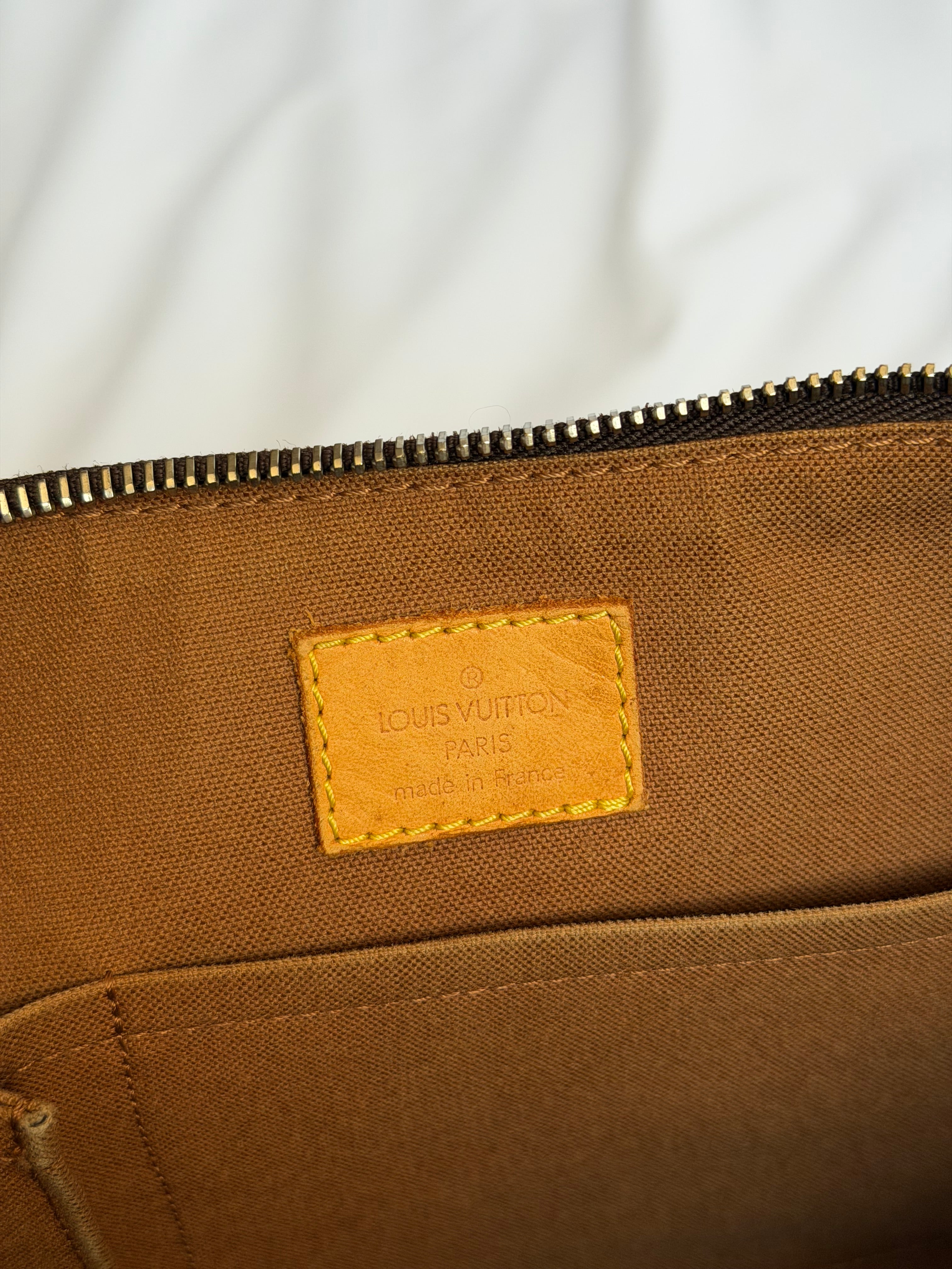 Louis Vuitton Tulum GM in Monogram Canvas