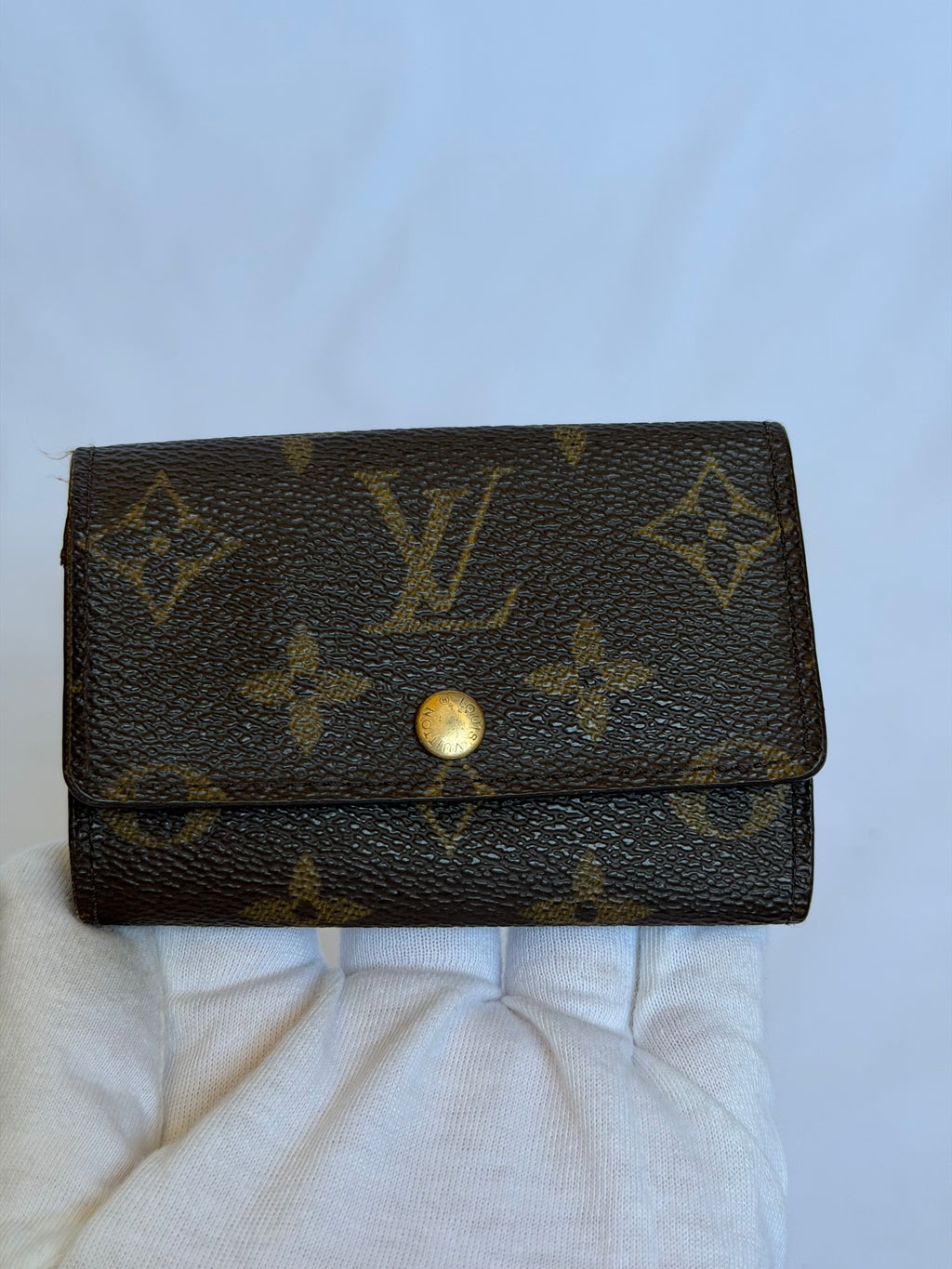 Louis Vuitton 6 Key Holder in Monogram Canvas