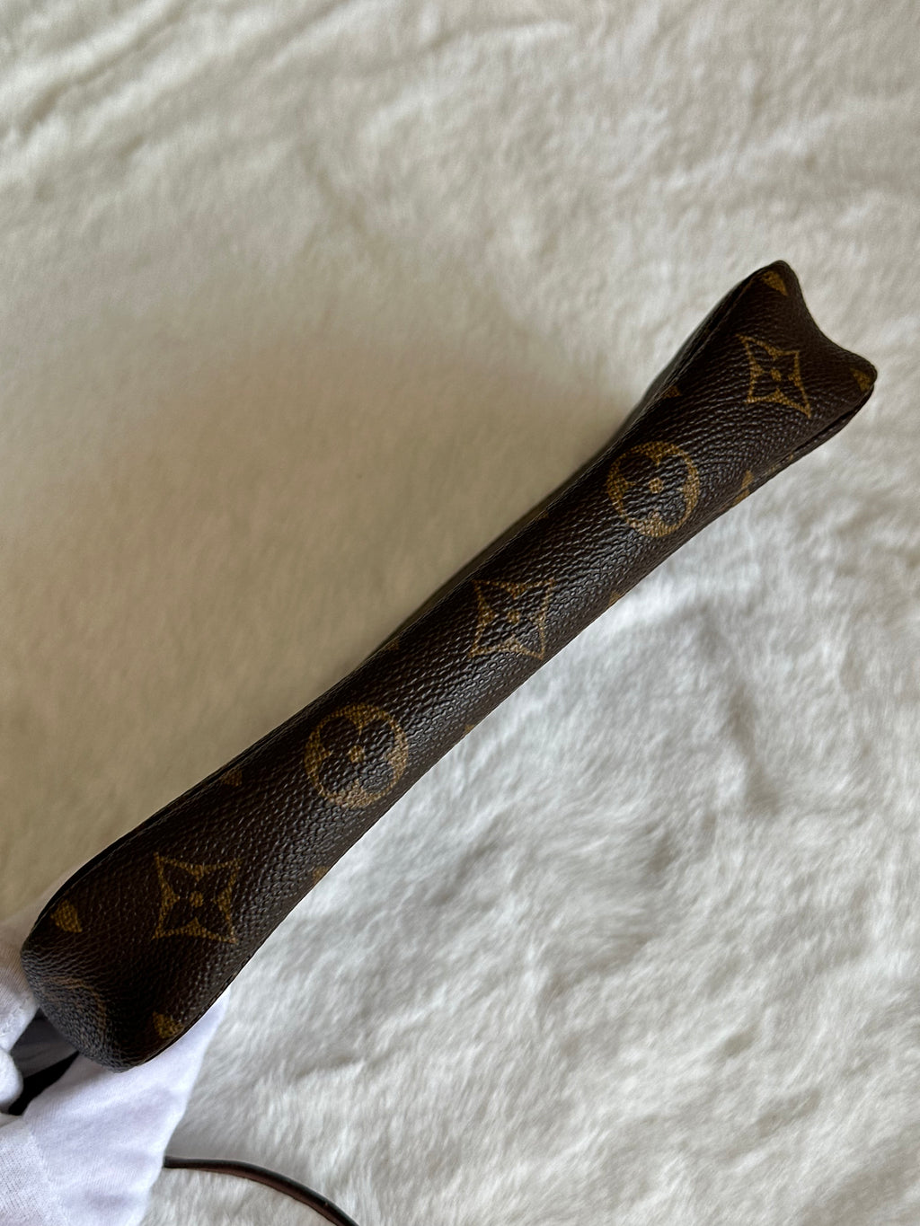Louis Vuitton Vintage Pochette Accessories in Monogram