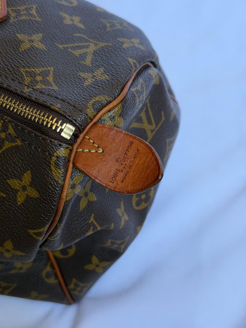 Louis Vuitton Vintage Speedy 30 in Monogram Canvas