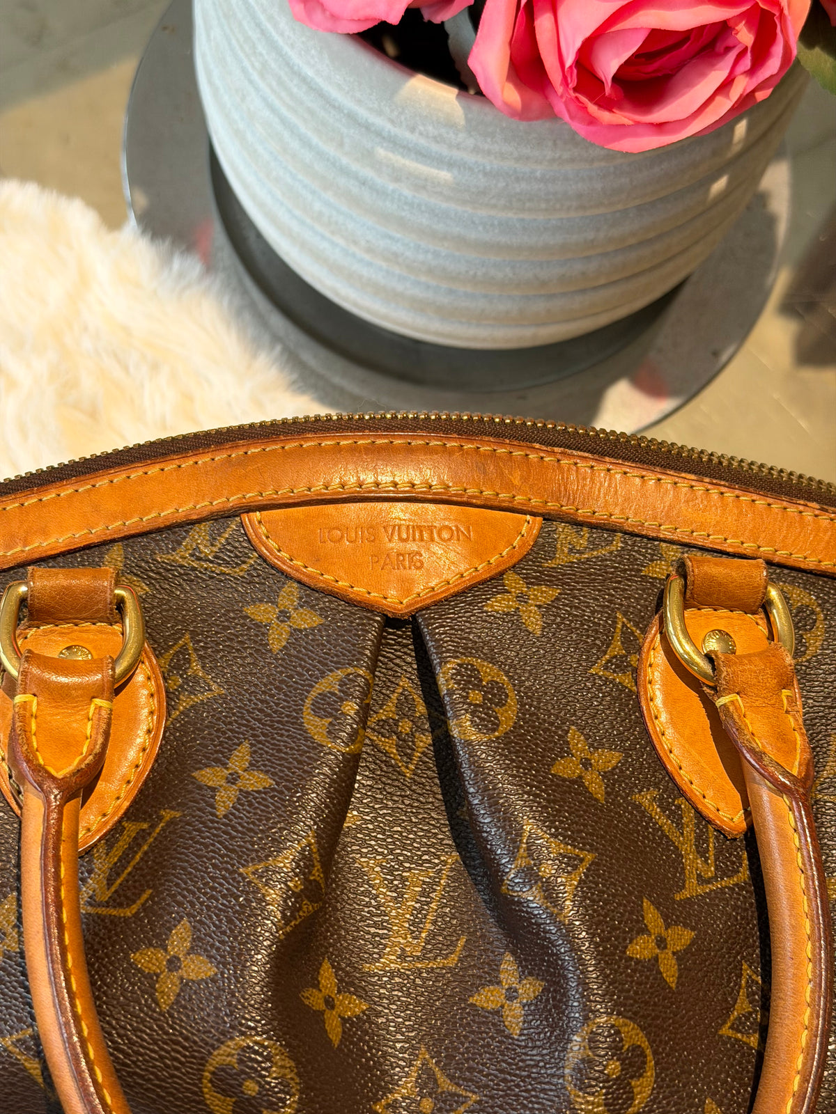 Louis Vuitton Tivoli PM in Monogram Canvas