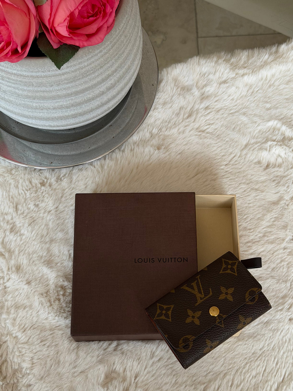 Louis Vuitton 6 Key Holder in Monogram