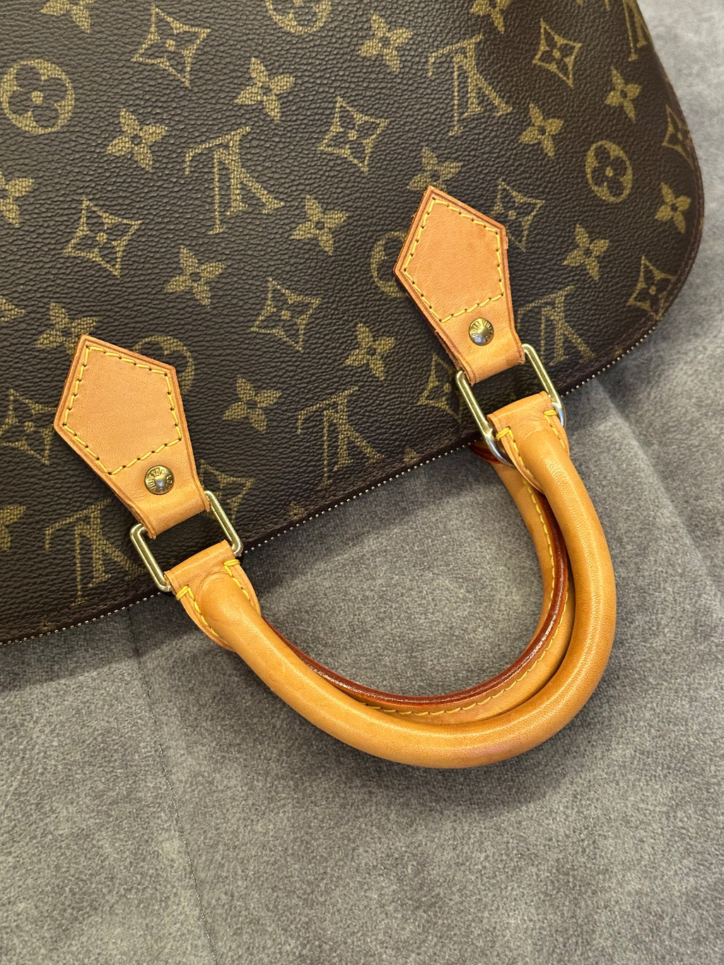 Louis Vuitton Alma PM Monogram Canvas