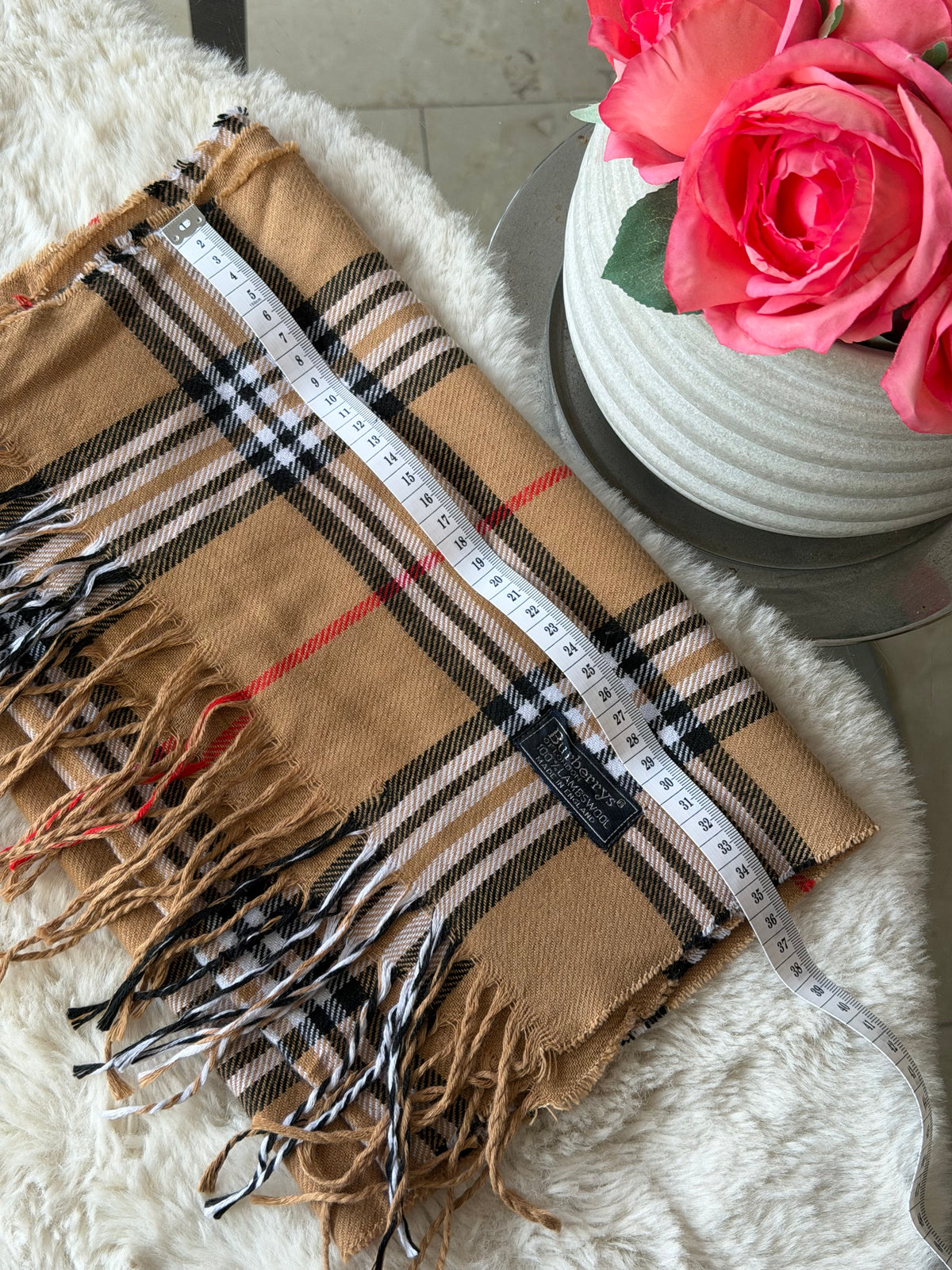 Burberry Classic Lambswool Scarf in Camel Nova Check