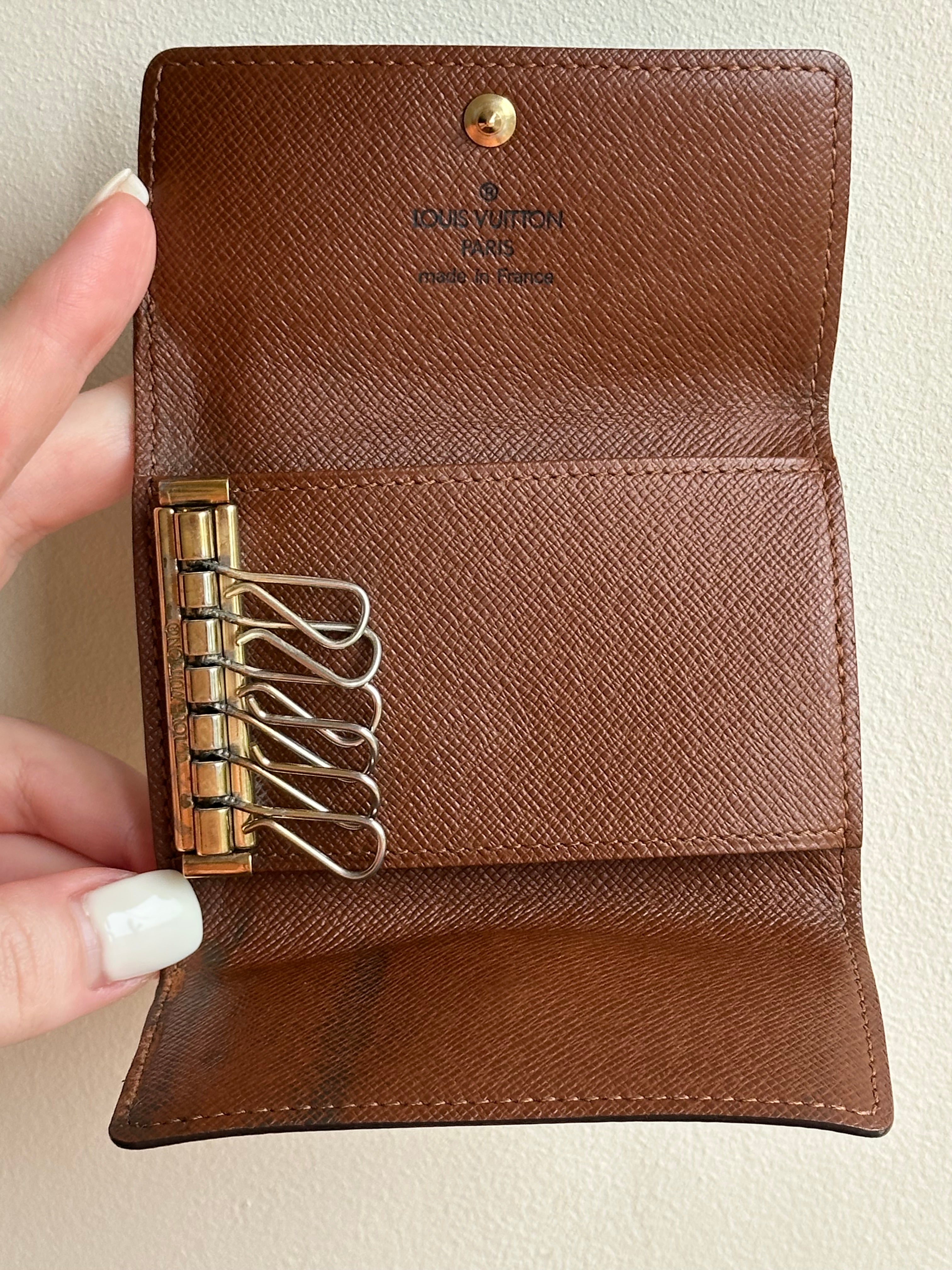 Louis Vuitton Monogram 6 Key Holder Case Wallet