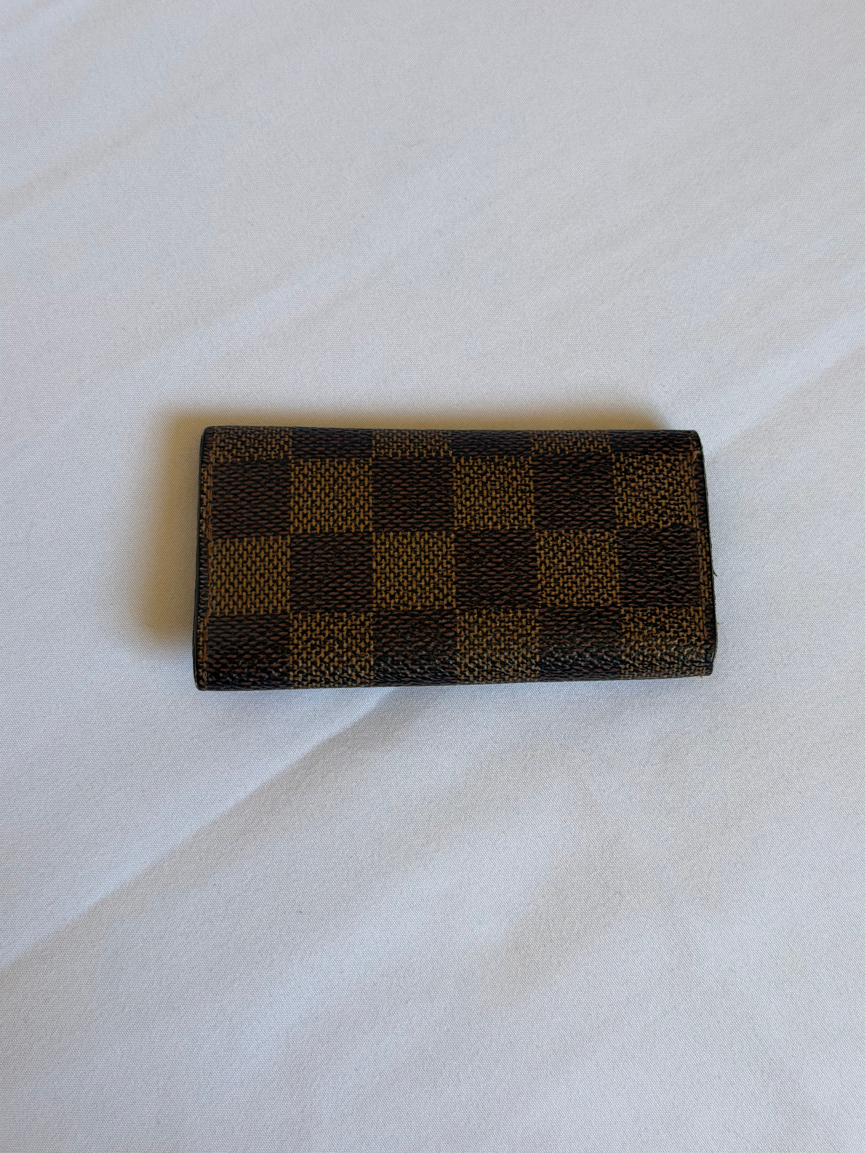 Louis Vuitton 4 Key Holder in Damier Ebene