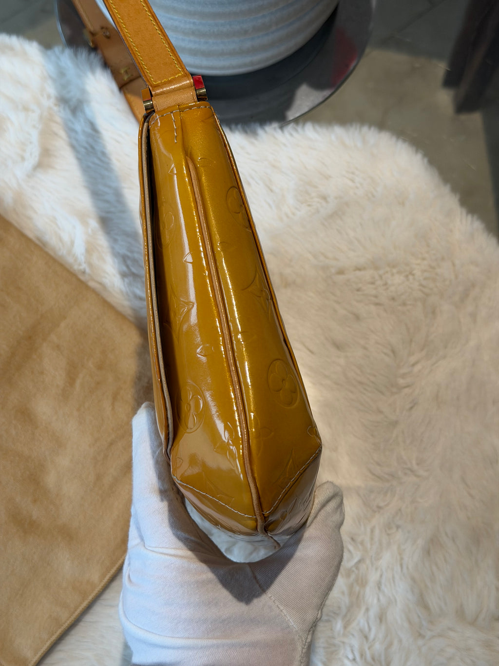 Louis Vuitton Thompson Street in Yellow Vernis Leather