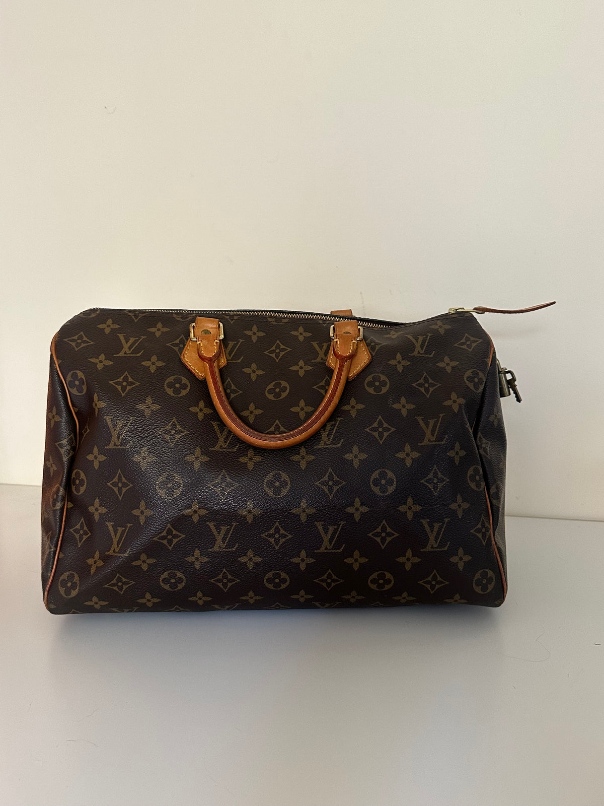Louis Vuitton Speedy 35 Monogram + Lock & Key