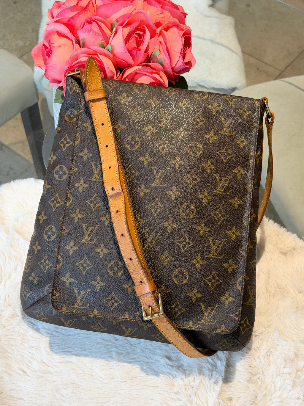 Louis Vuitton Musette Salsa GM in Monogram Canvas