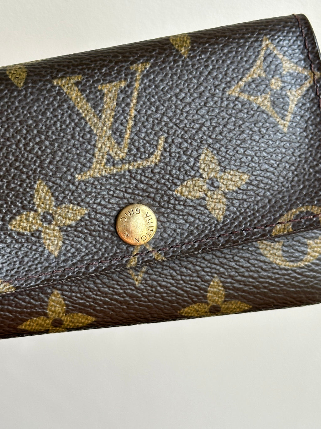 Louis Vuitton Monogram 6 Key Holder Case Wallet