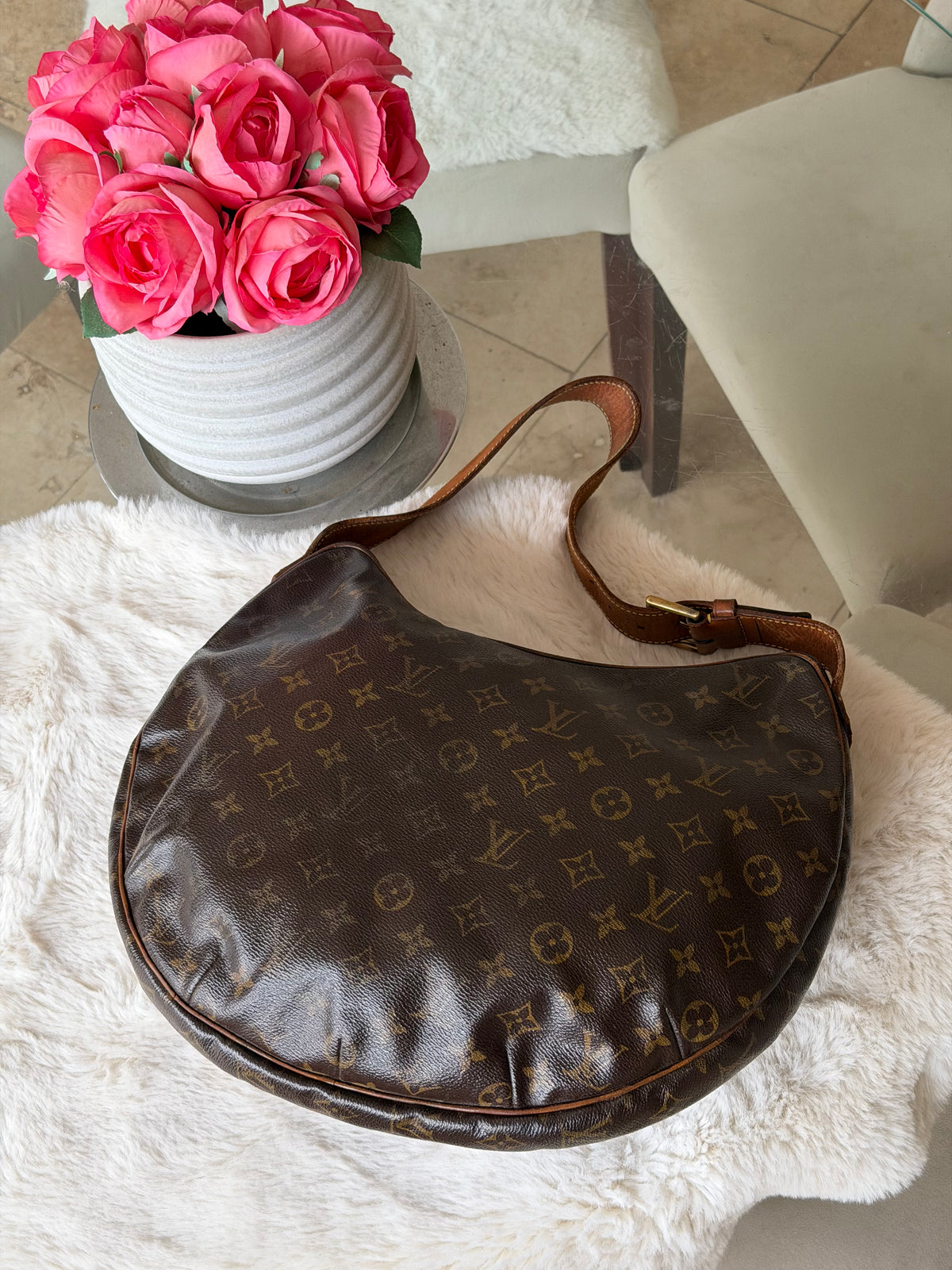 Louis Vuitton Croissant GM in Monogram Canvas