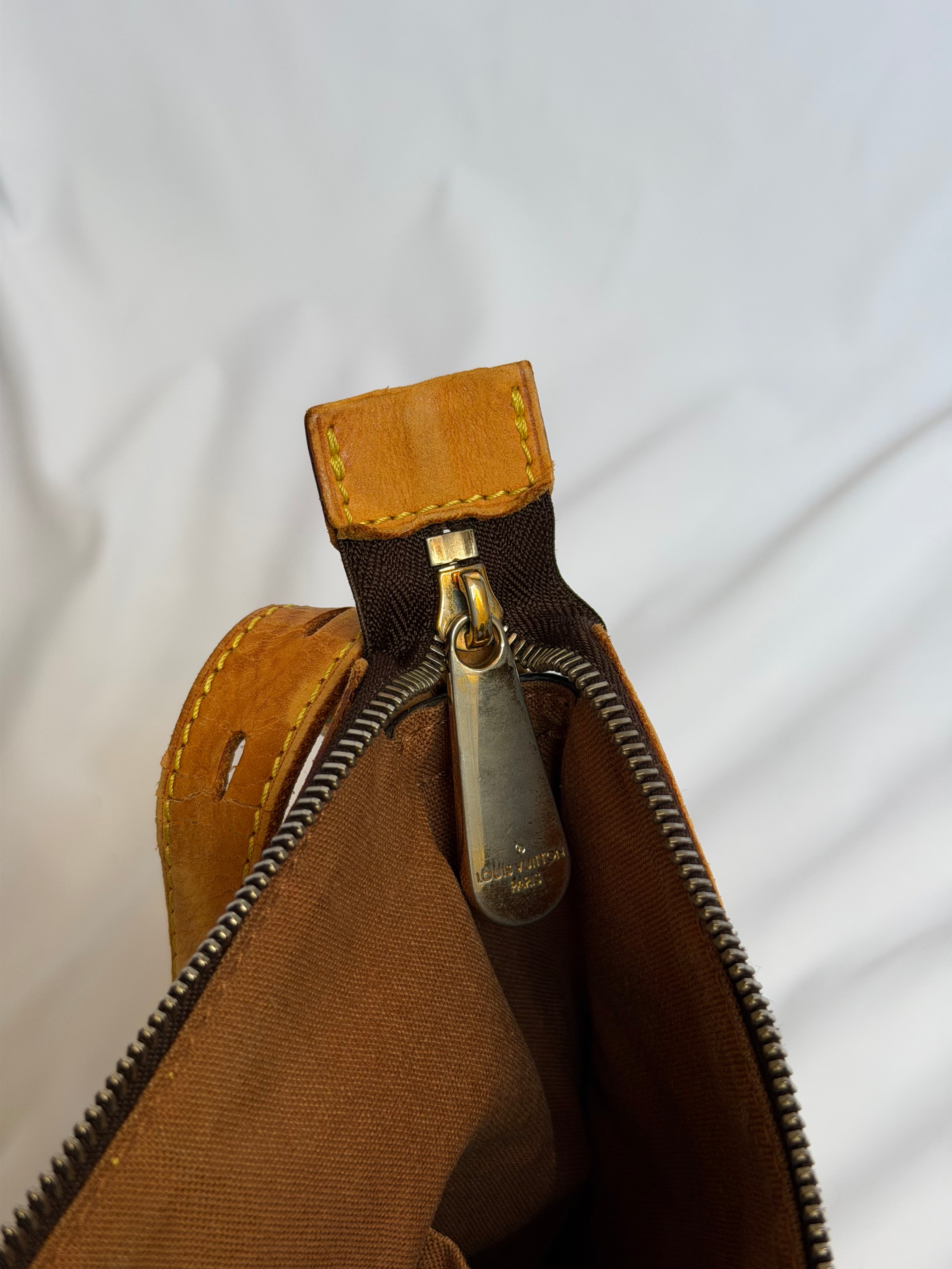 Louis Vuitton Tulum GM in Monogram Canvas