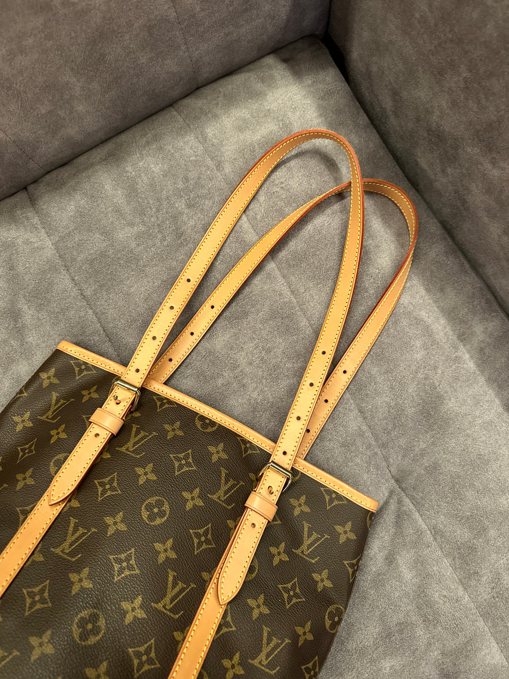 Louis Vuitton Bucket GM Monogram Canvas