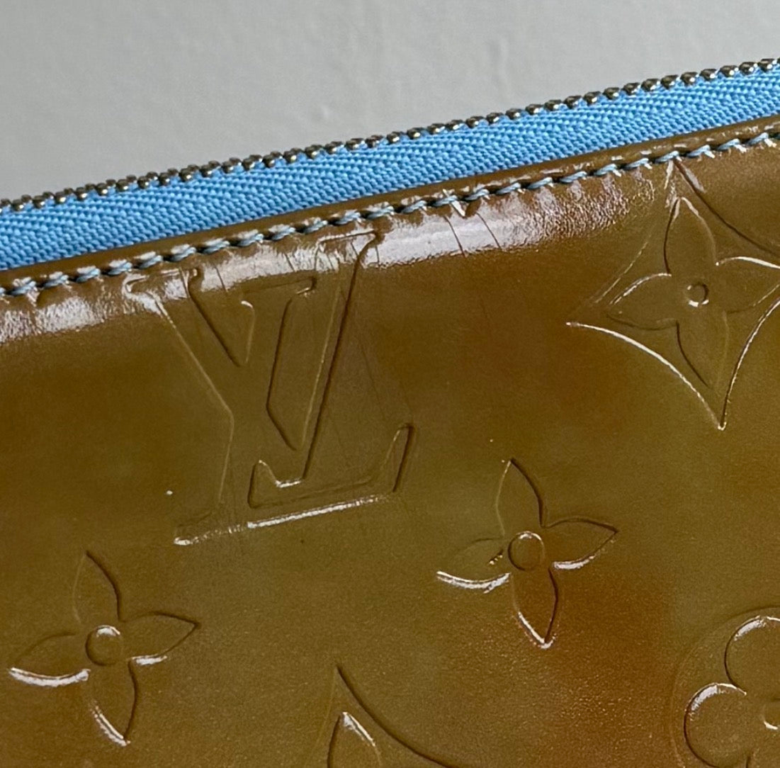 Louis Vuitton Lexington Pochette in Bronze Vernis Leather