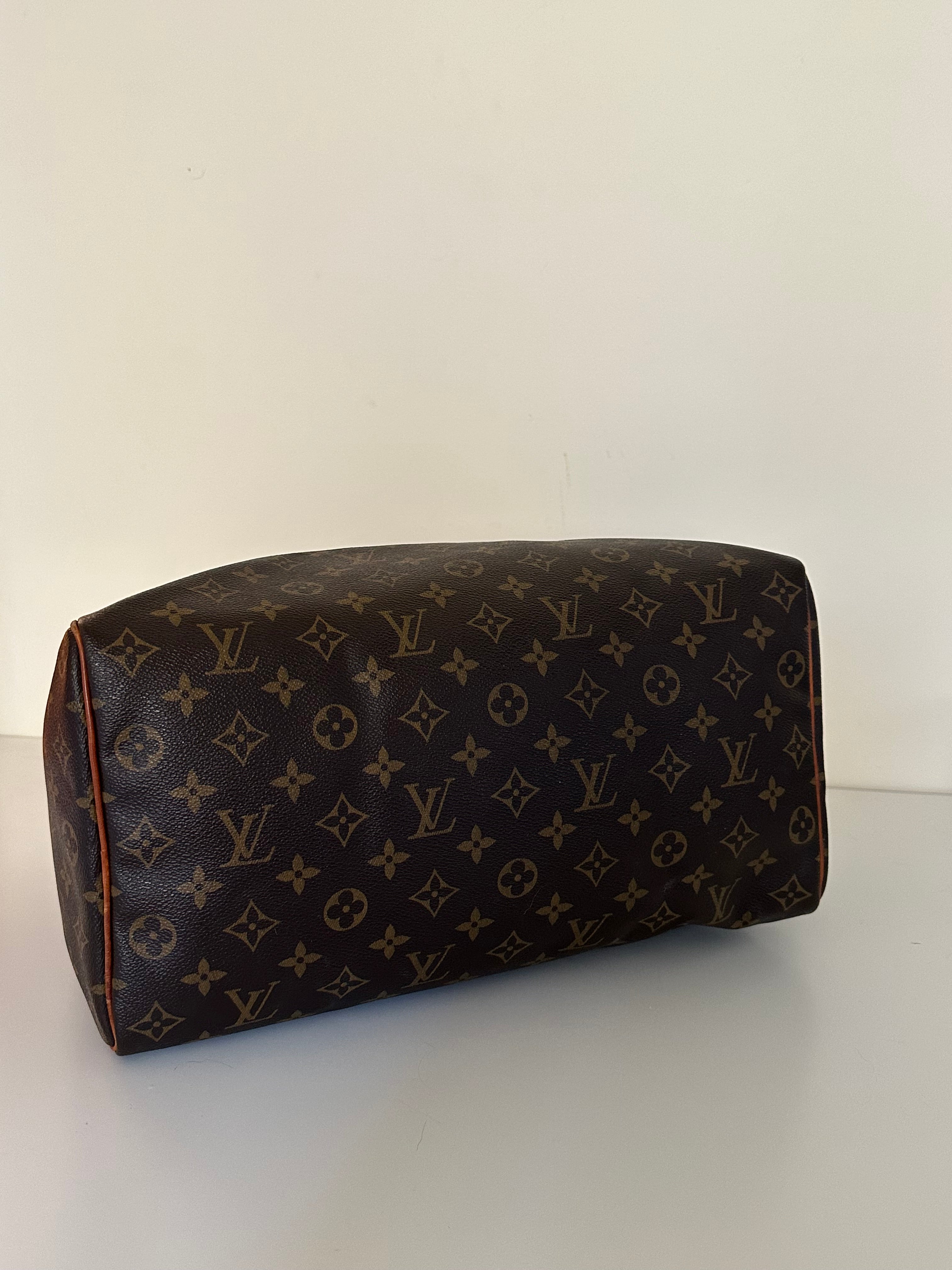 Louis Vuitton Speedy 35 Monogram + Lock & Key