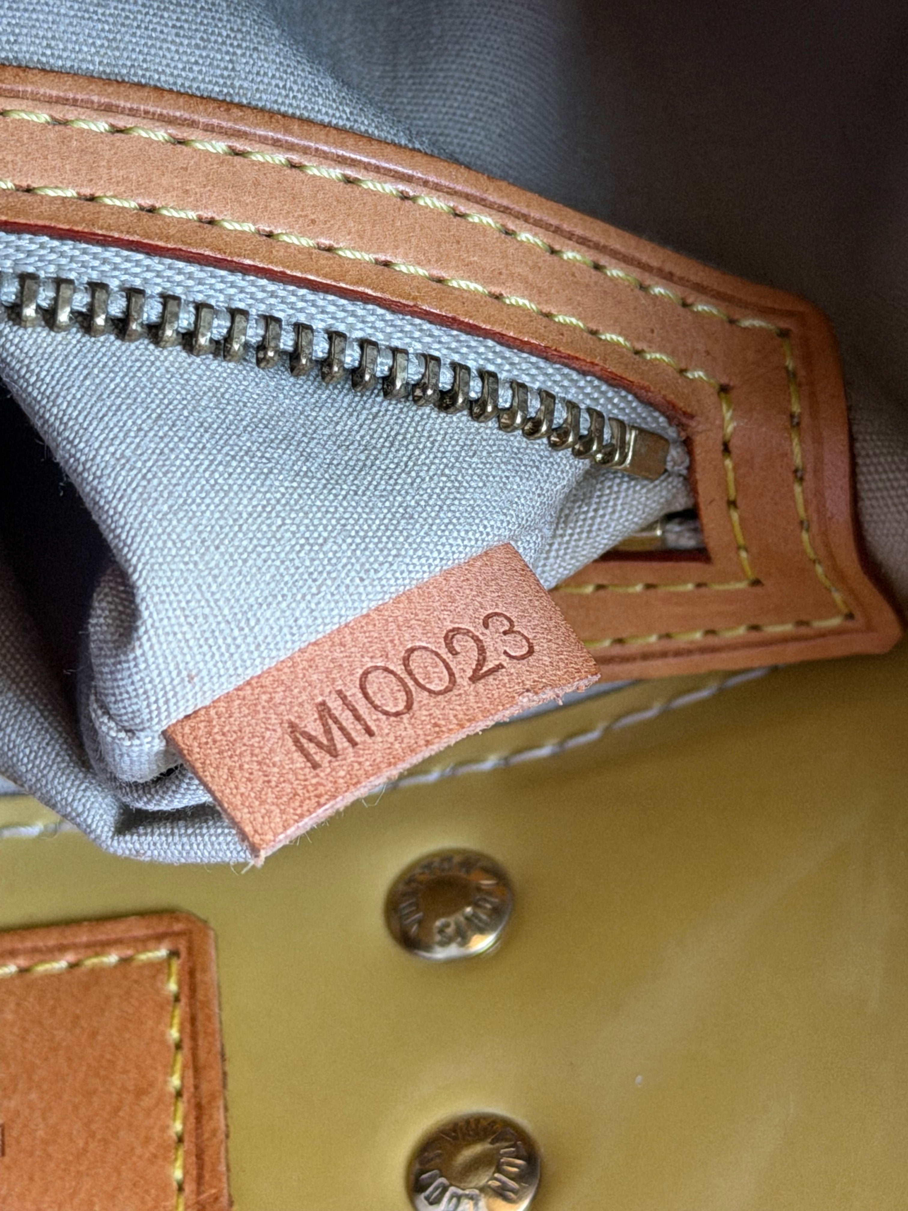 Louis Vuitton Reade PM in Golden Yellow Vernis Leather