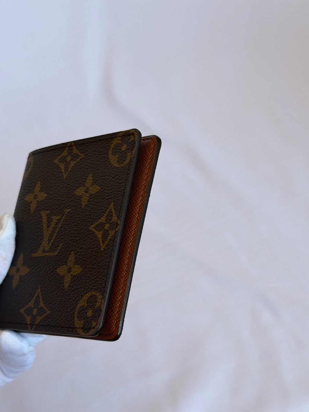 Louis Vuitton Wallet in Monogram Canvas