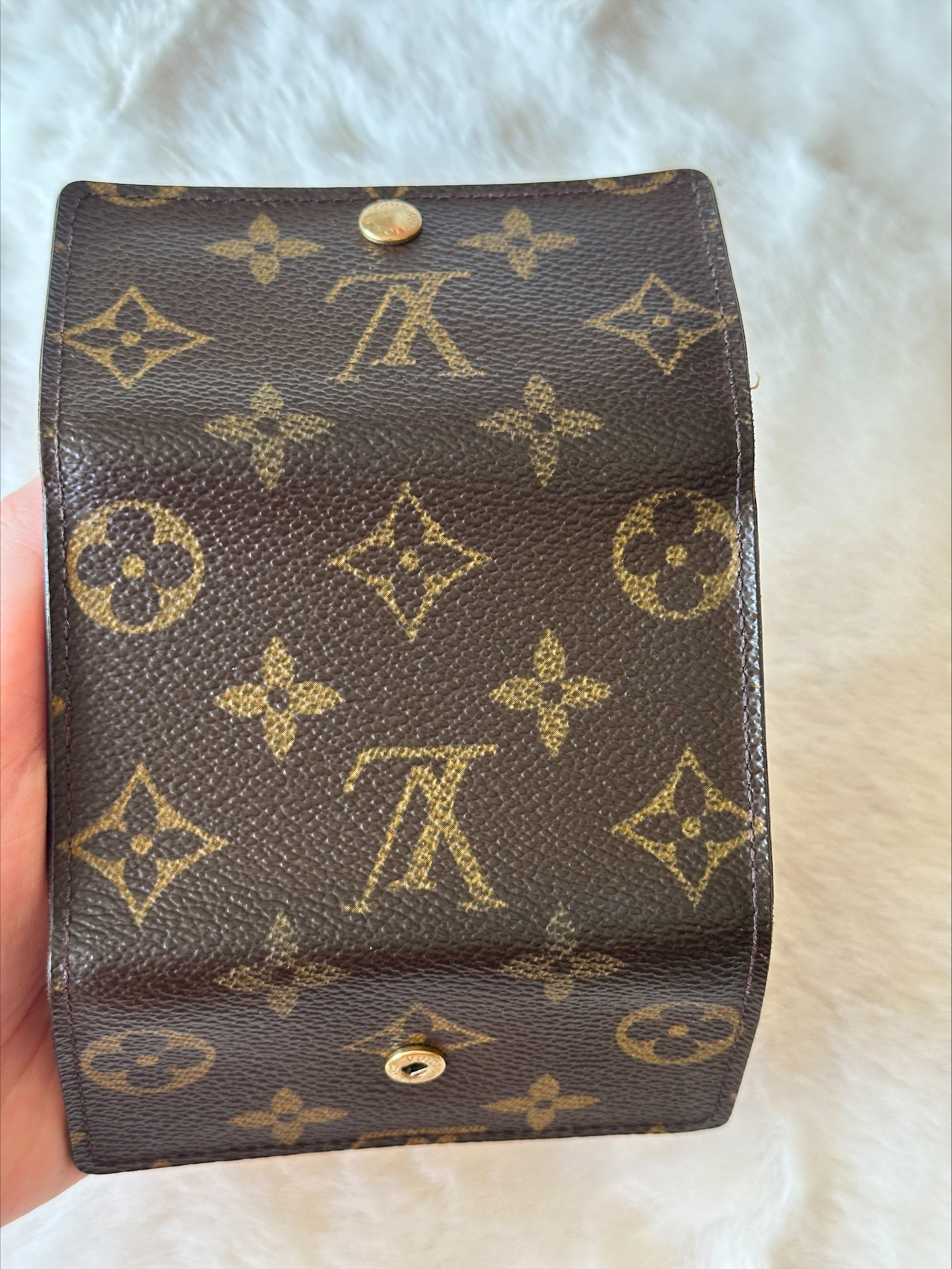 Louis Vuitton 6 Key Holder in Monogram Canvas
