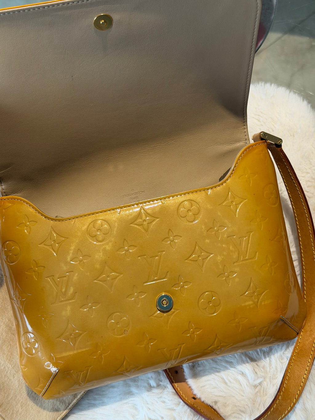 Louis Vuitton Thompson Street in Yellow Vernis Leather