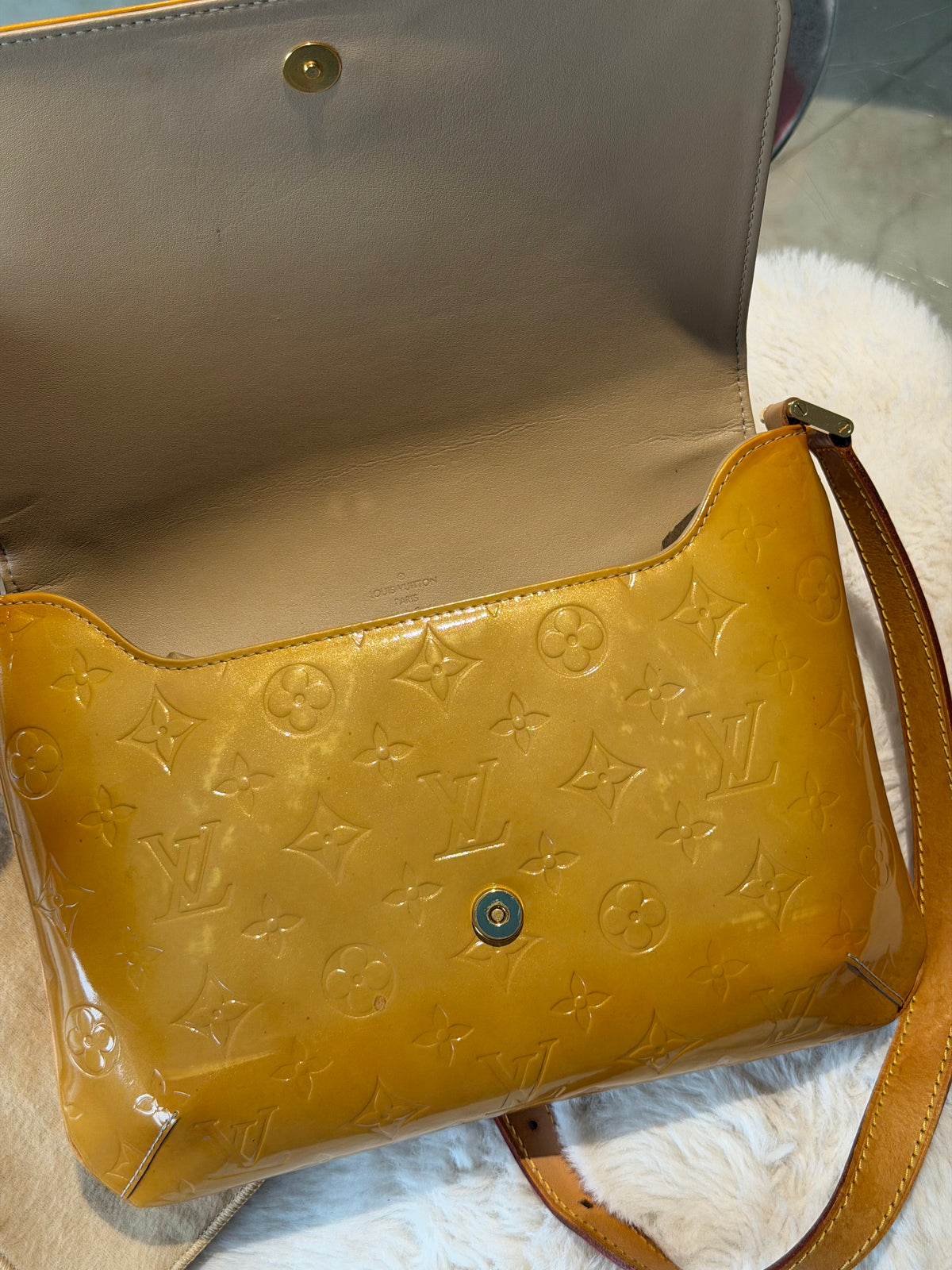 Louis Vuitton Thompson Street in Yellow Vernis Leather