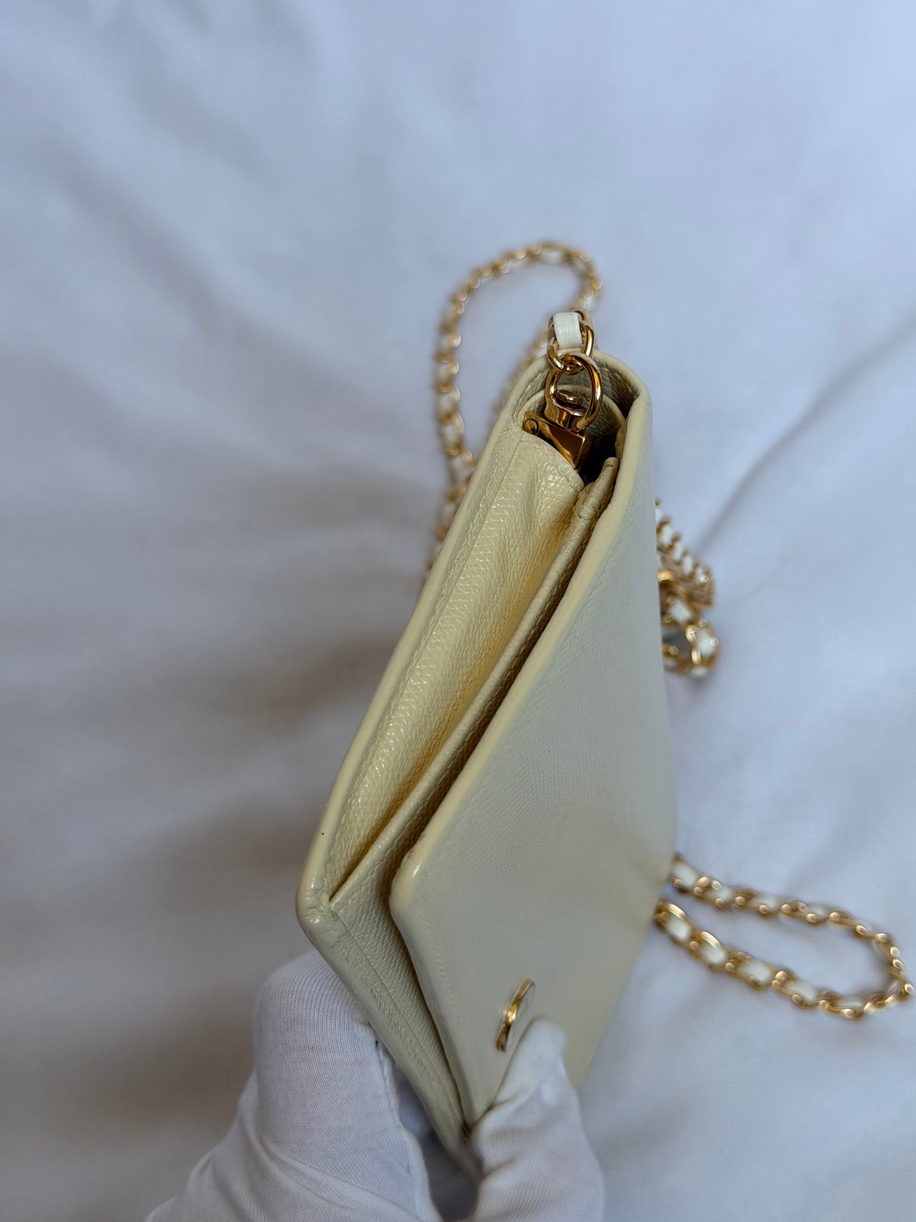 Chanel Wallet on Chain WOC in White Leather and Gold Logo