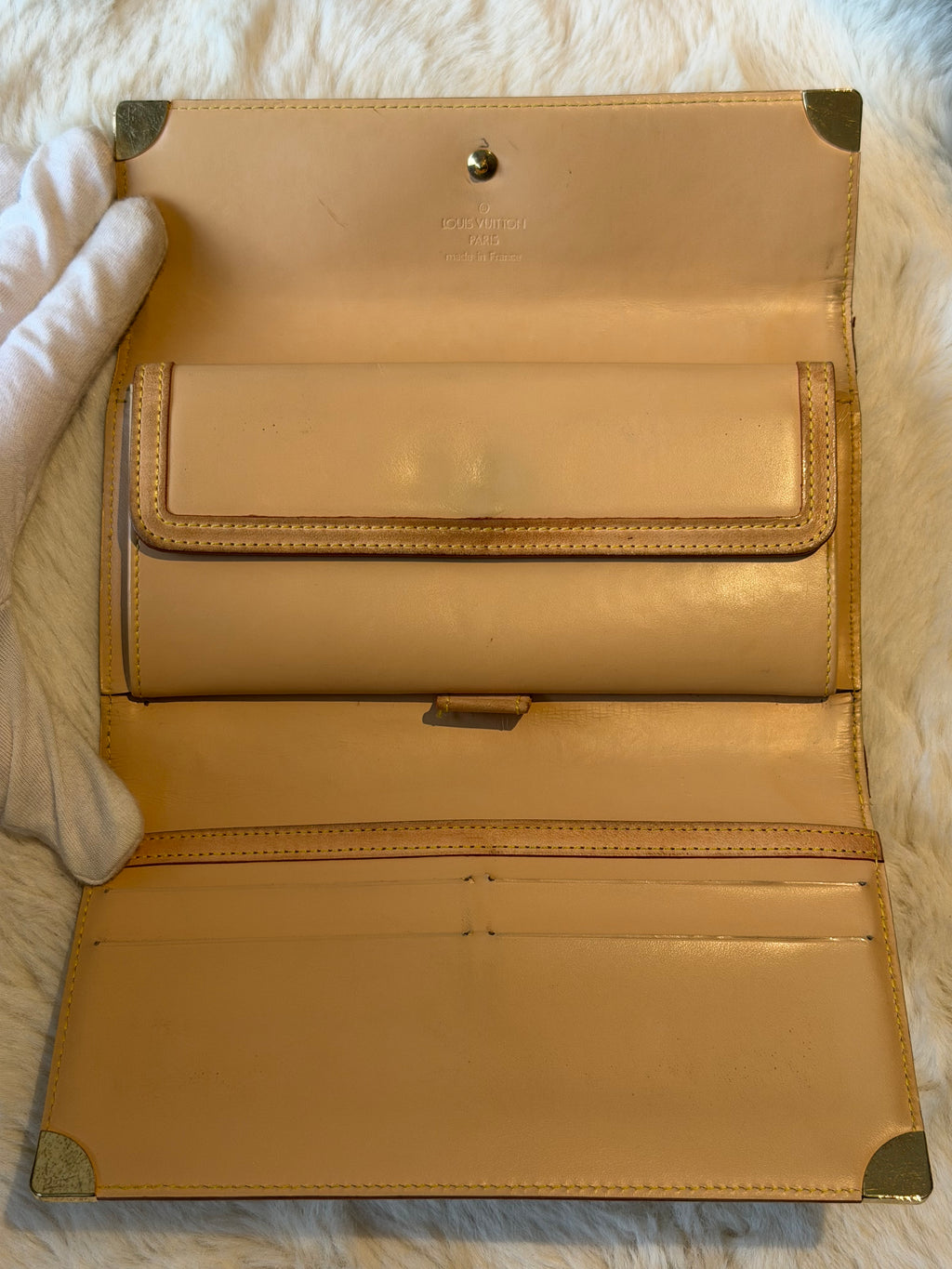 Louis Vuitton X Takashi Murakami Trifold Sarah Wallet in White Multicolour Monogram Canvas
