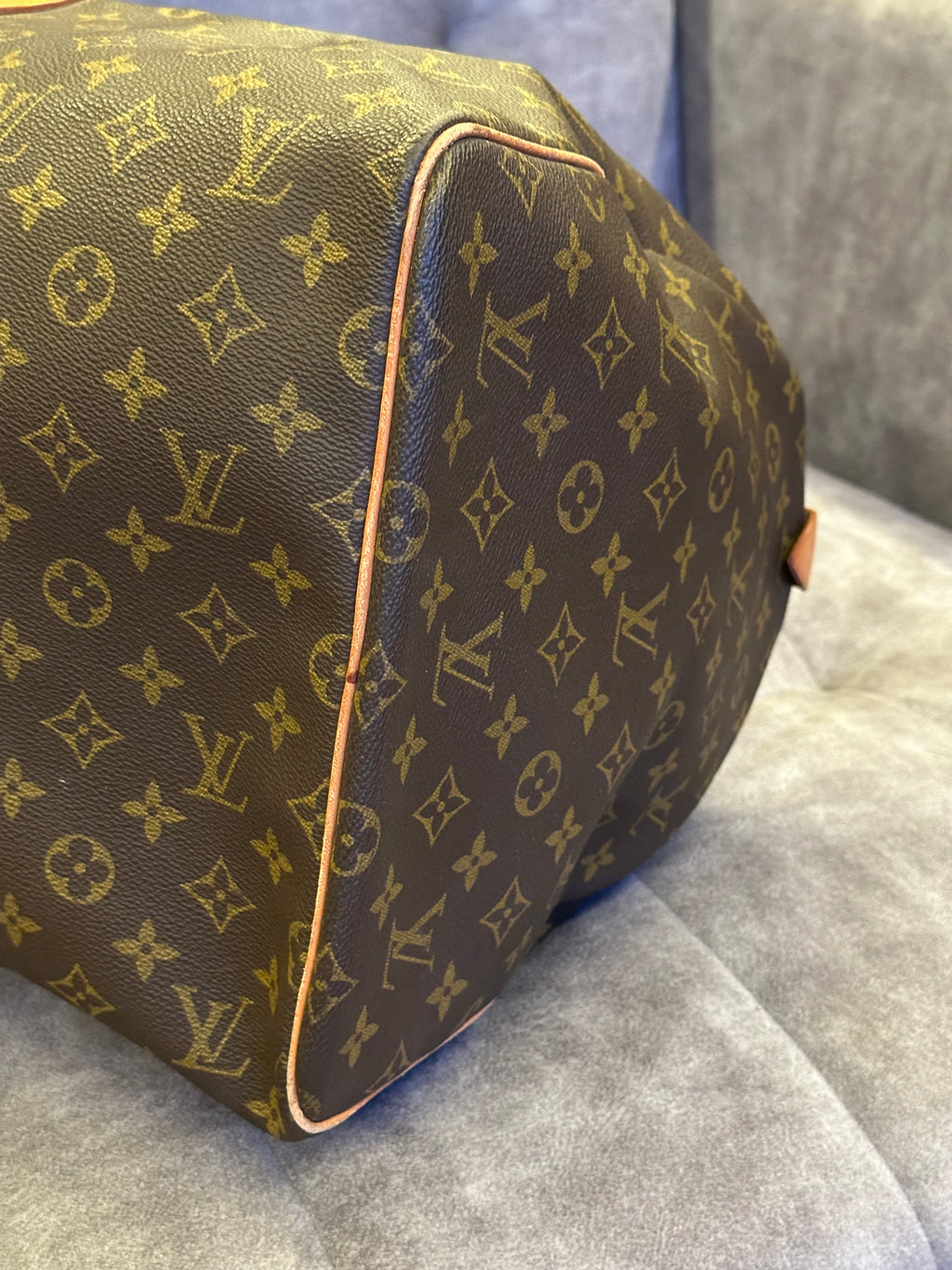 Louis Vuitton Keepall 55 Monogram Canvas