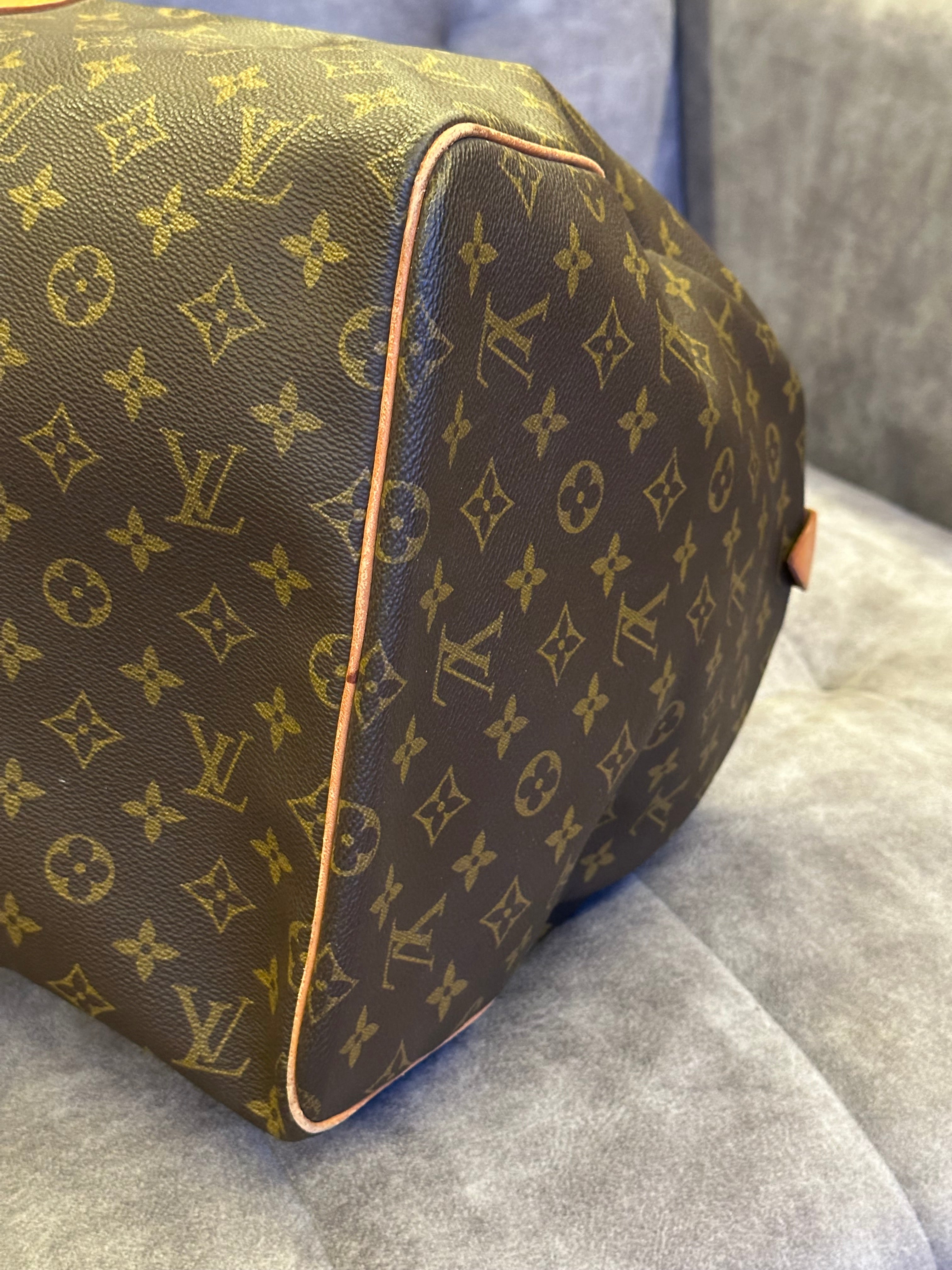 Louis Vuitton Keepall 55 Monogram Canvas