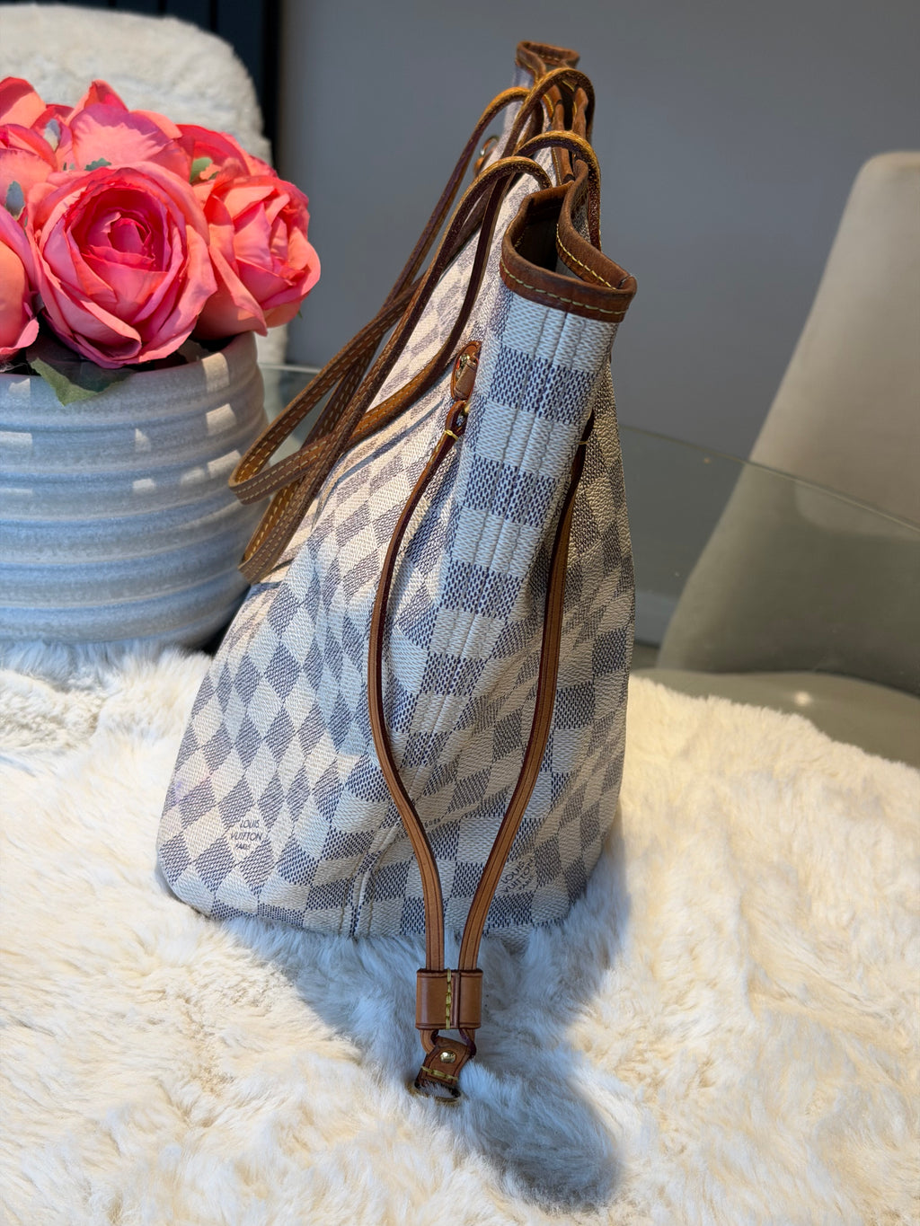 Louis Vuitton Neverfull MM in Damier Azur Canvas