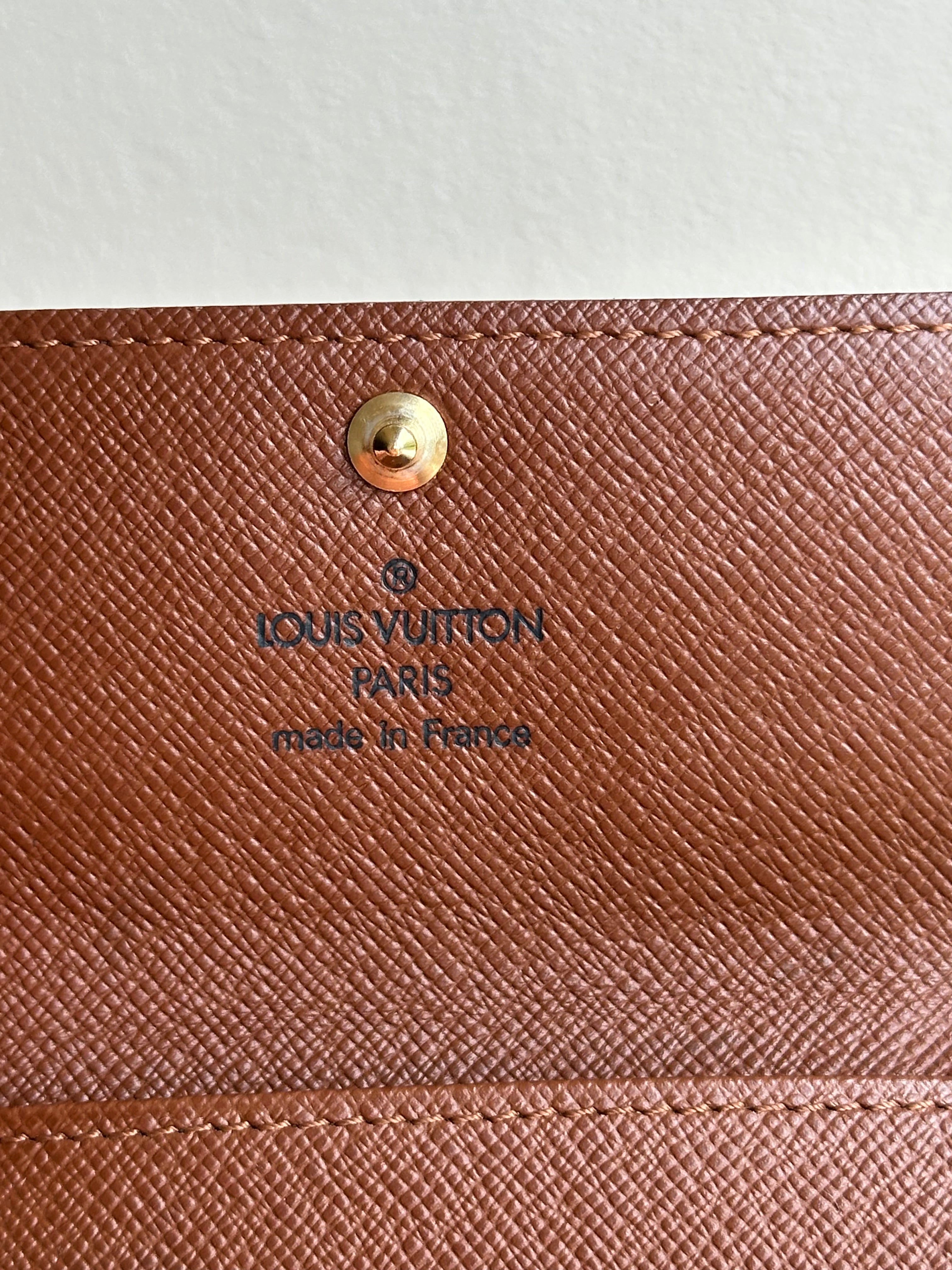 Louis Vuitton Monogram 6 Key Holder Case Wallet
