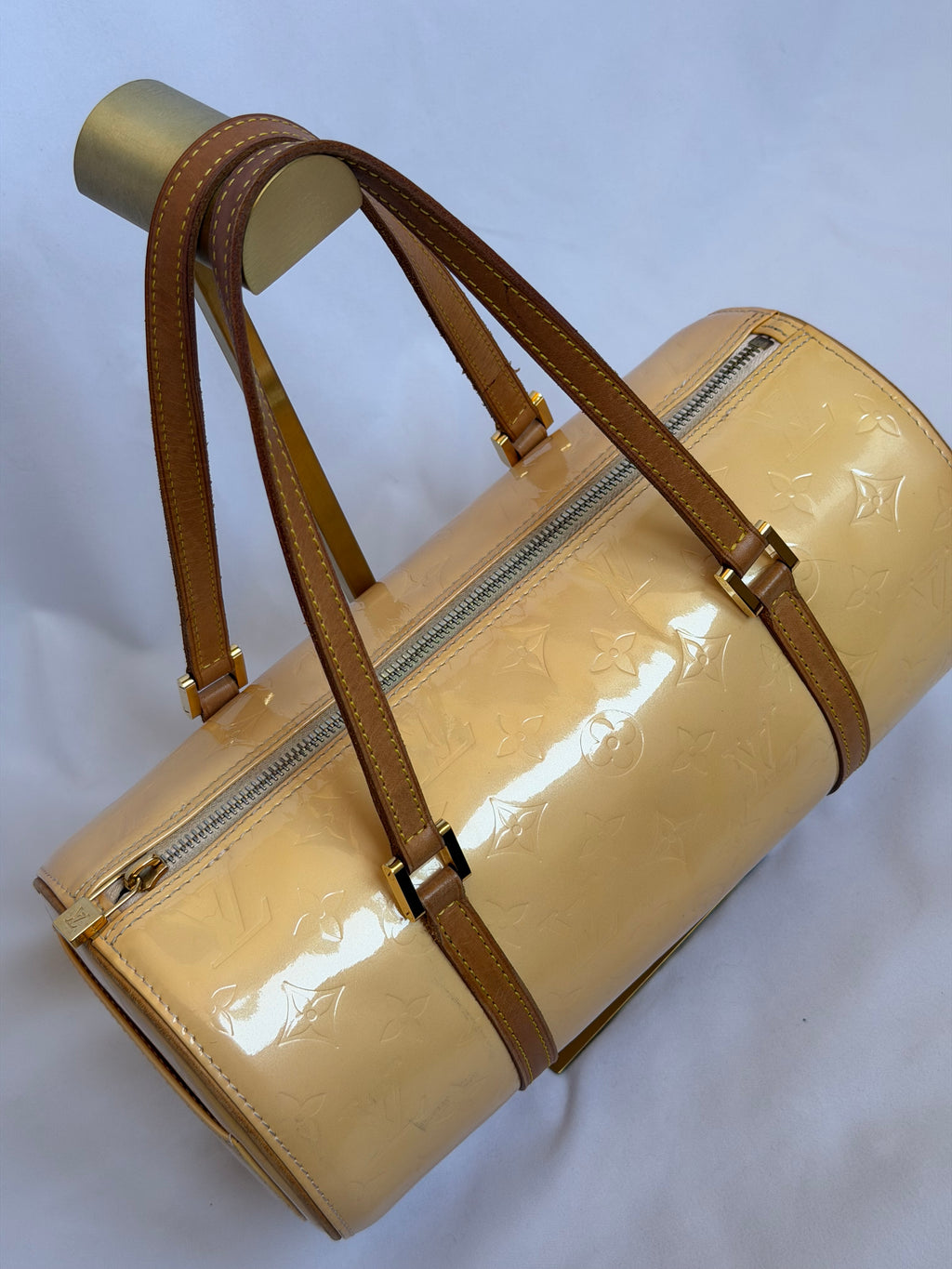 Louis Vuitton Bedford in Cream Vernis Leather