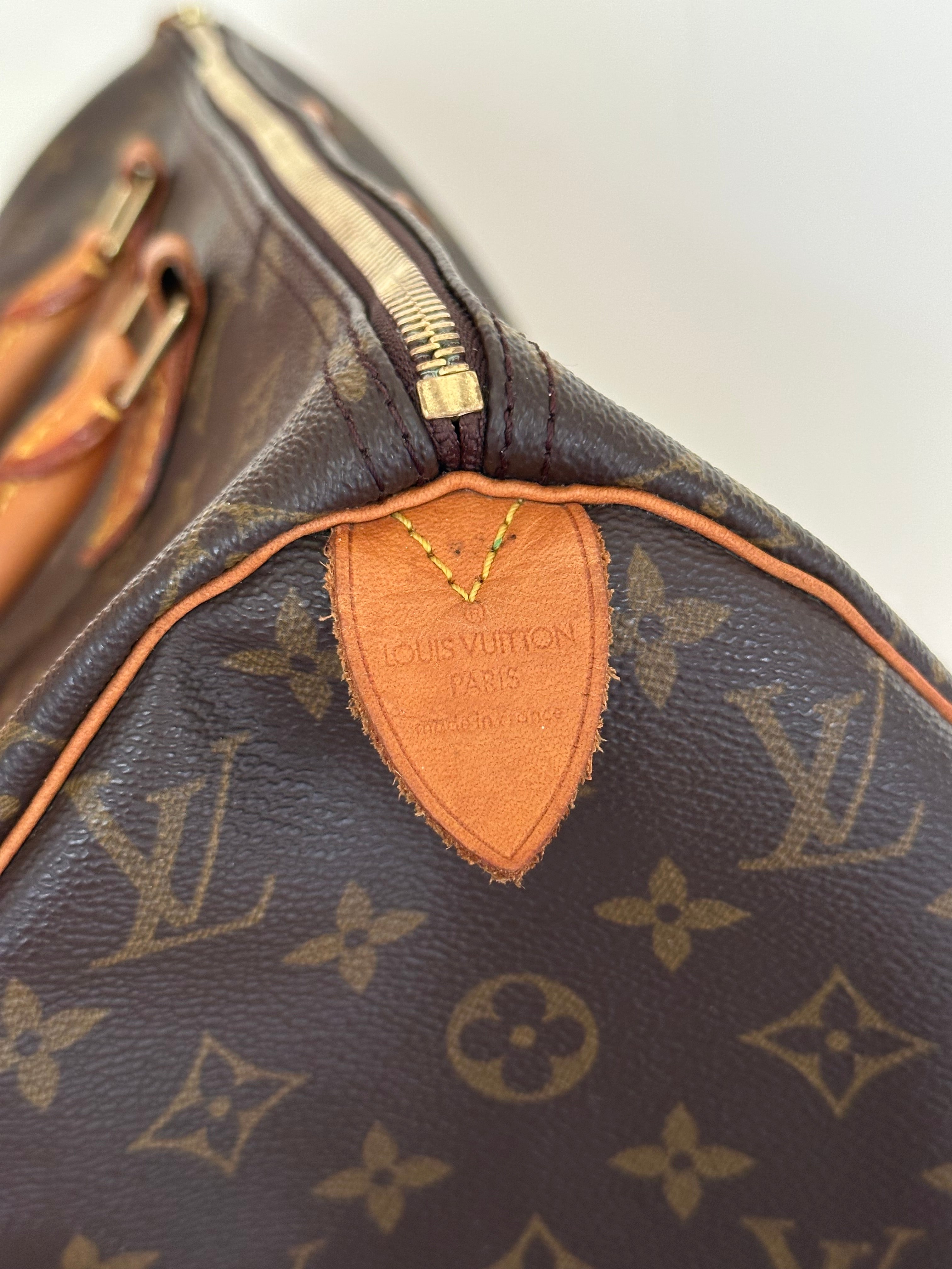 Louis Vuitton Monogram Speedy 40 + Lock & Key