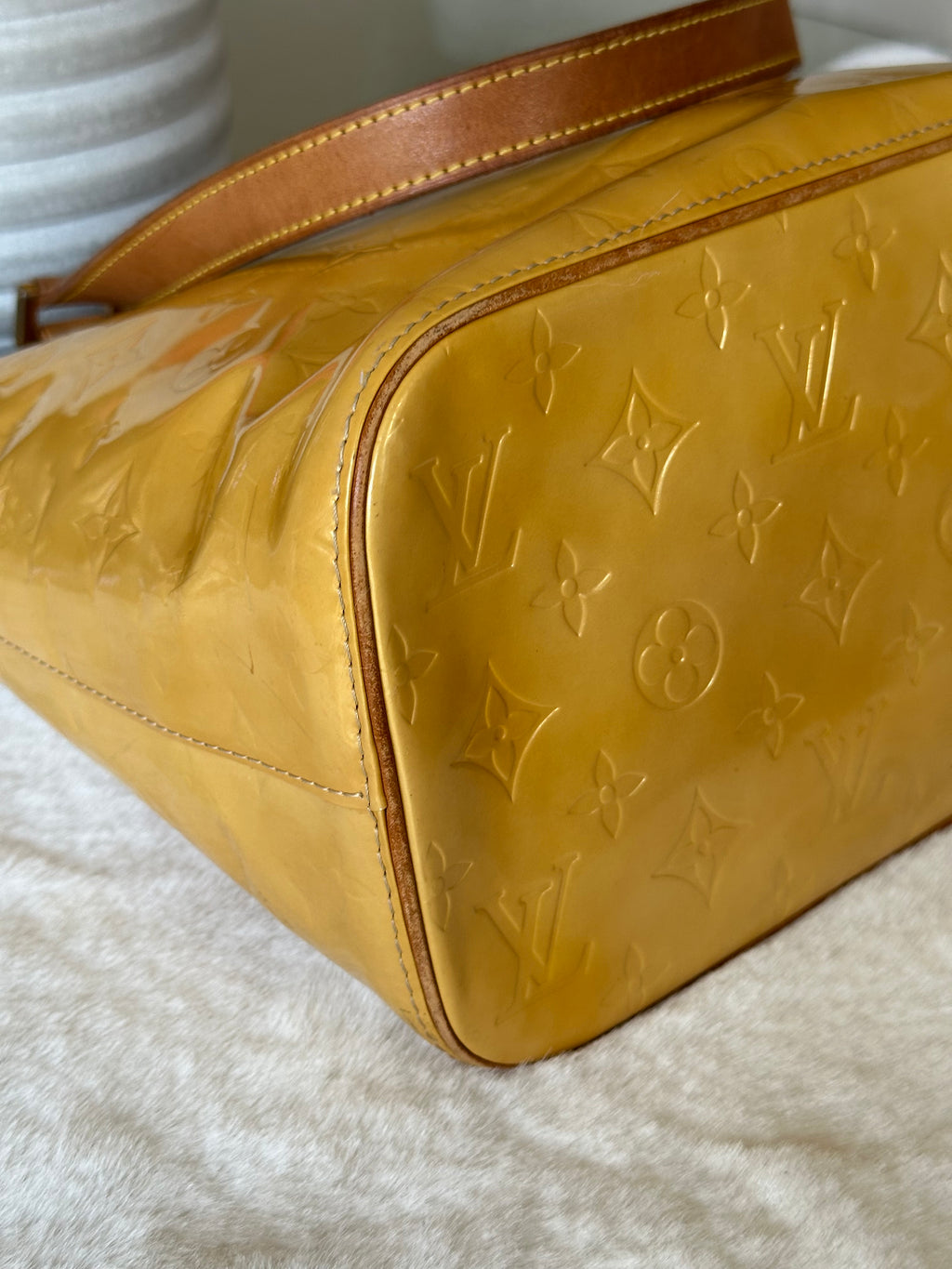 Louis Vuitton Houston Gold - Yellow Vernis Leather