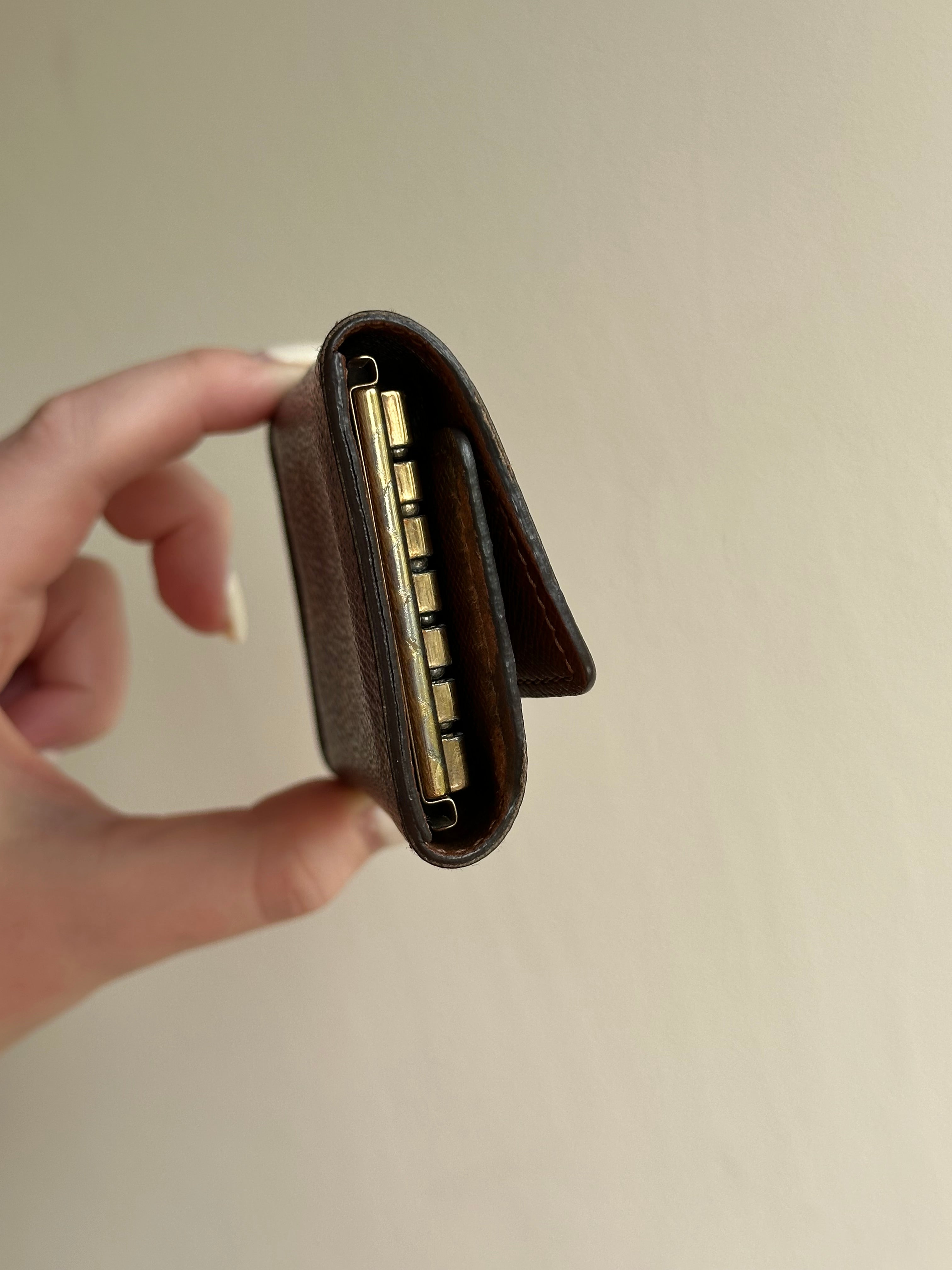 Louis Vuitton Monogram 6 Key Holder Case Wallet