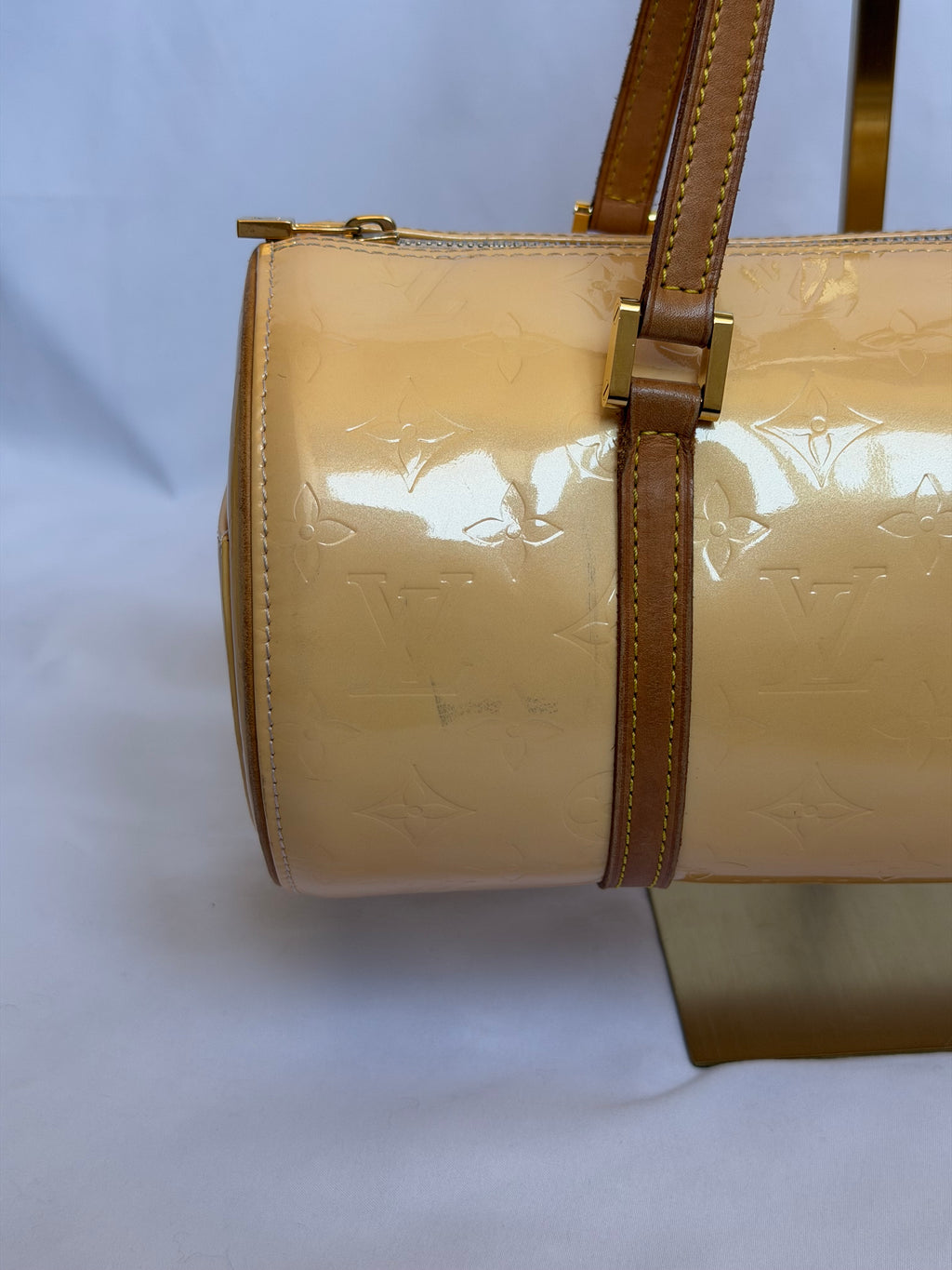 Louis Vuitton Bedford in Cream Vernis Leather