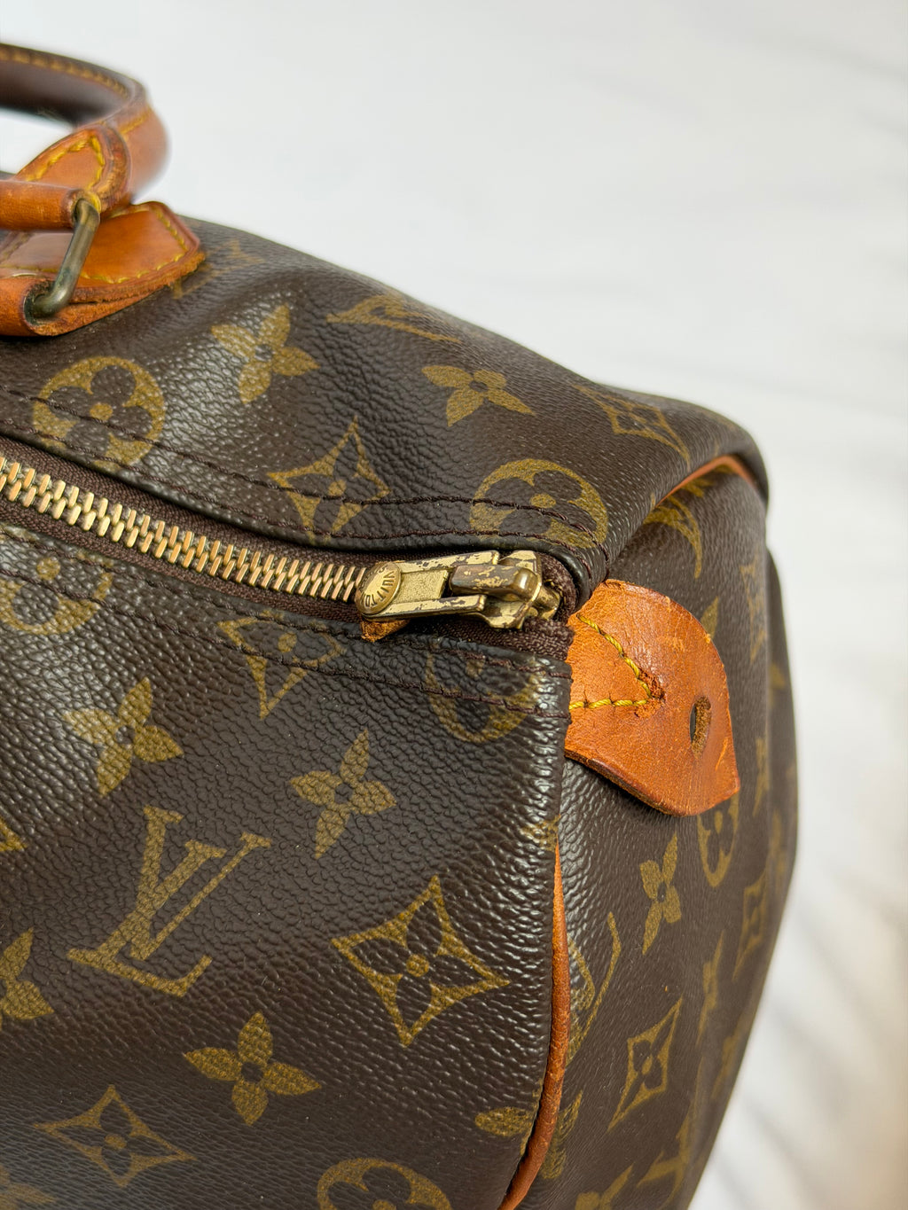 Louis Vuitton Speedy 35 in Monogram Canvas