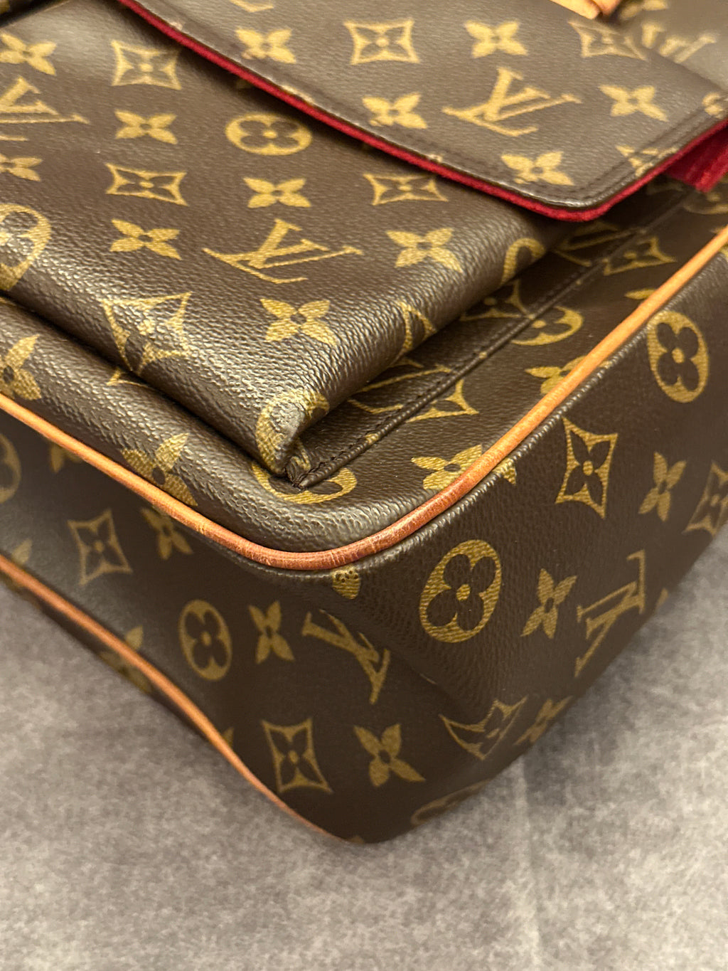 Louis Vuitton Multipli Cite Monogram Canvas