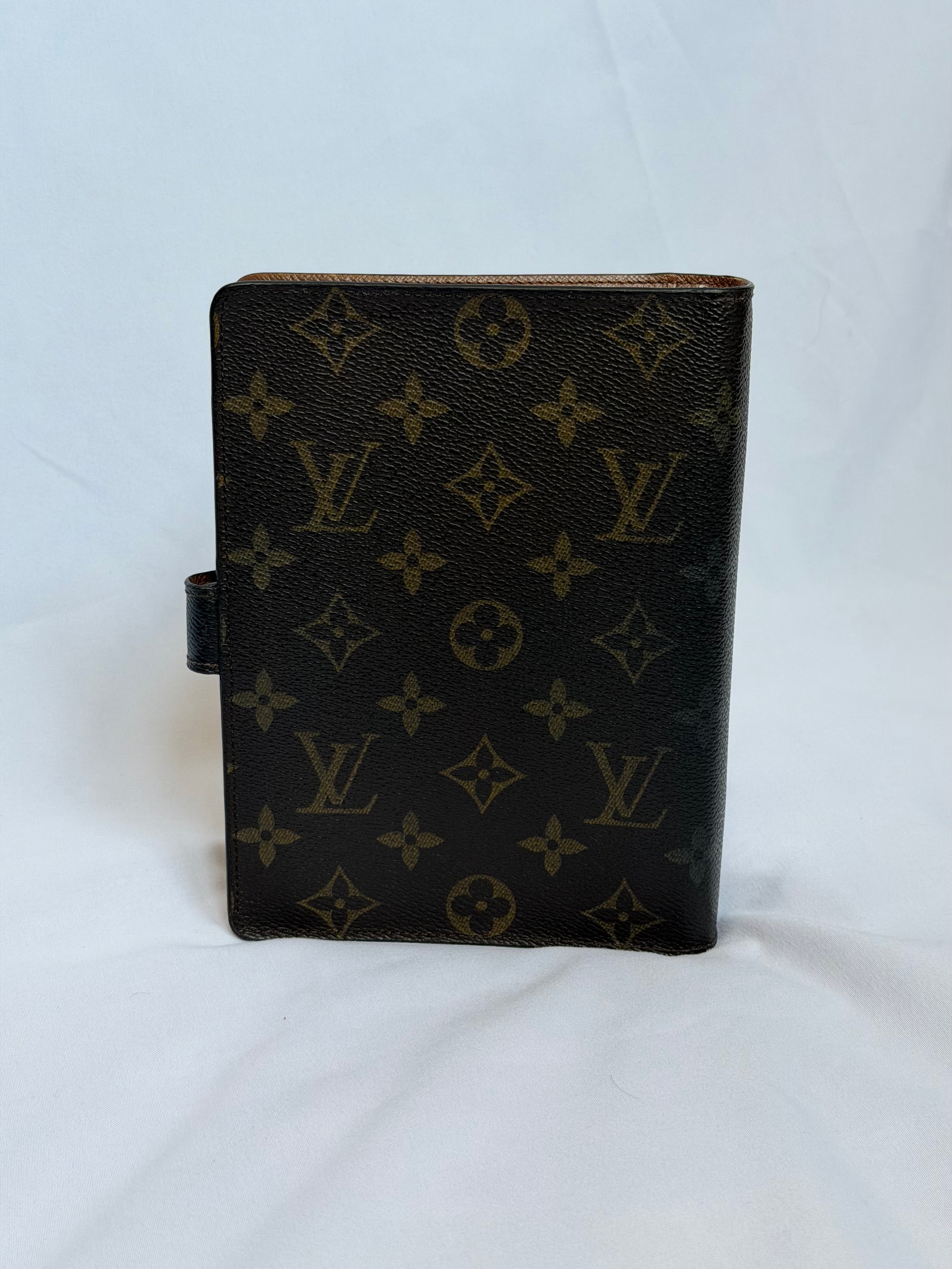 Louis Vuitton Agenda MM in Monogram