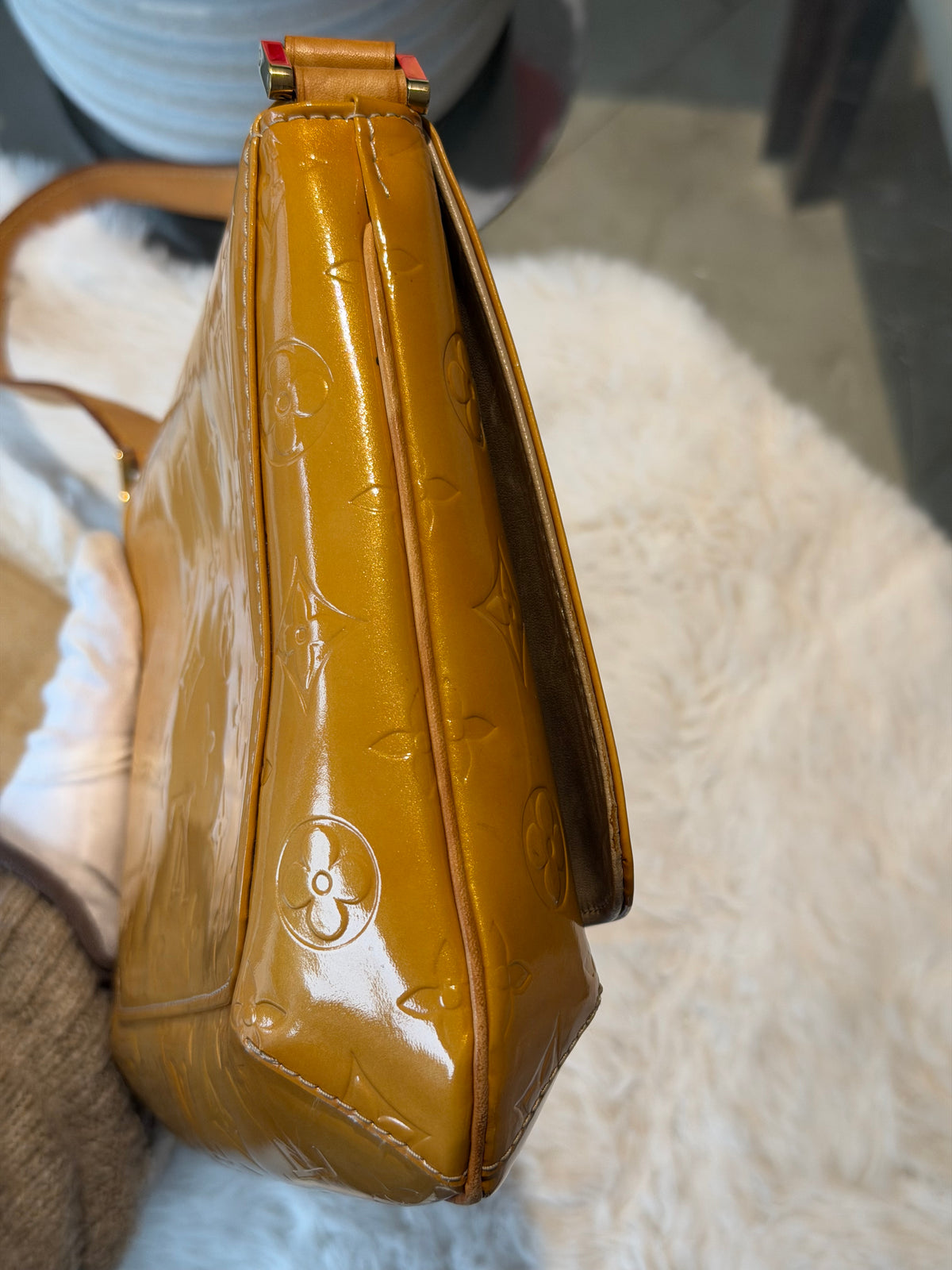 Louis Vuitton Thompson Street in Yellow Vernis Leather