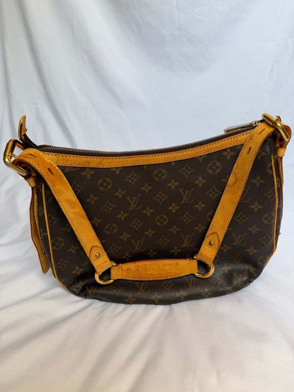 Louis Vuitton Tulum GM in Monogram Canvas