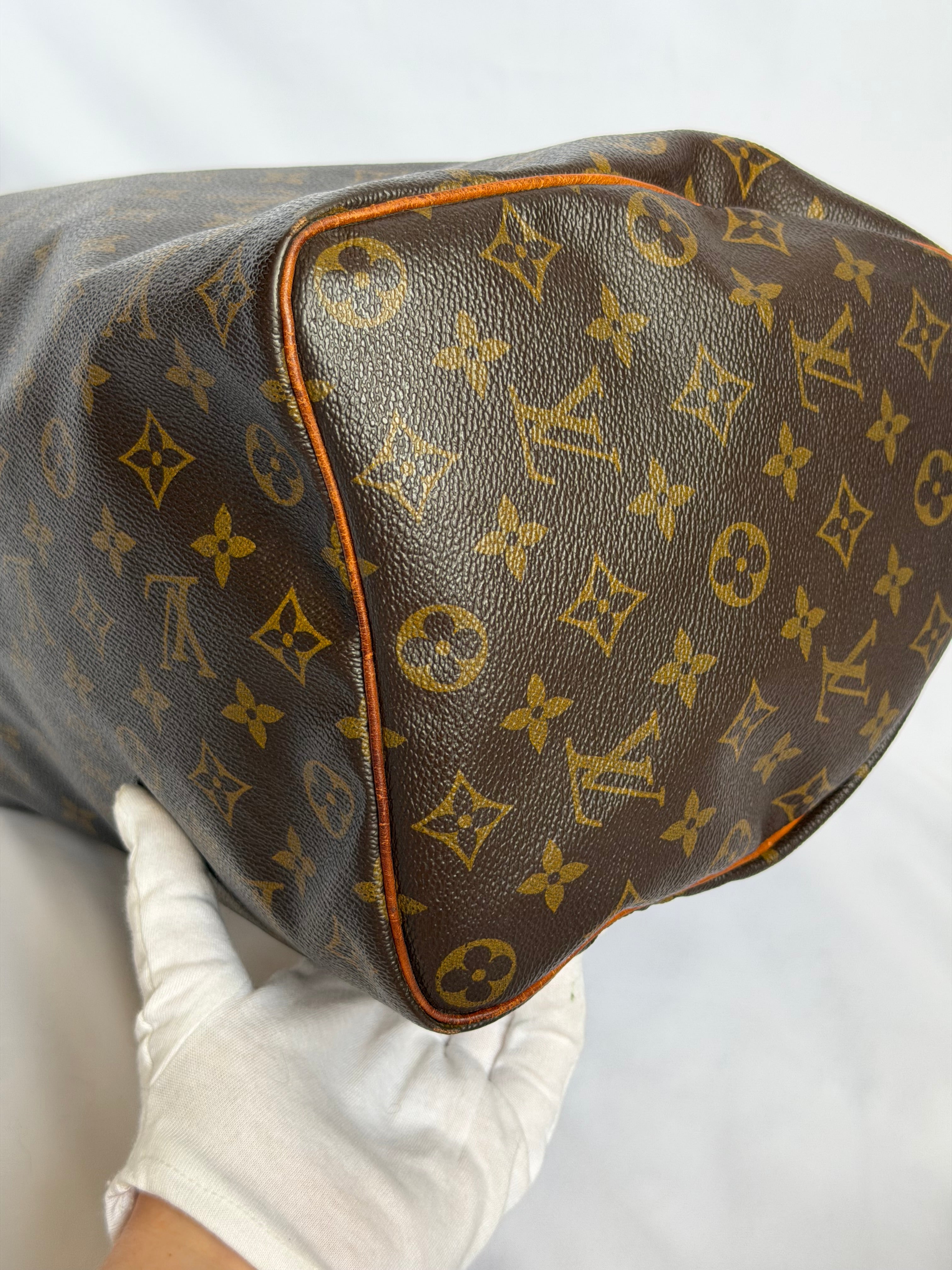 Louis Vuitton Speedy 35 in Monogram Canvas