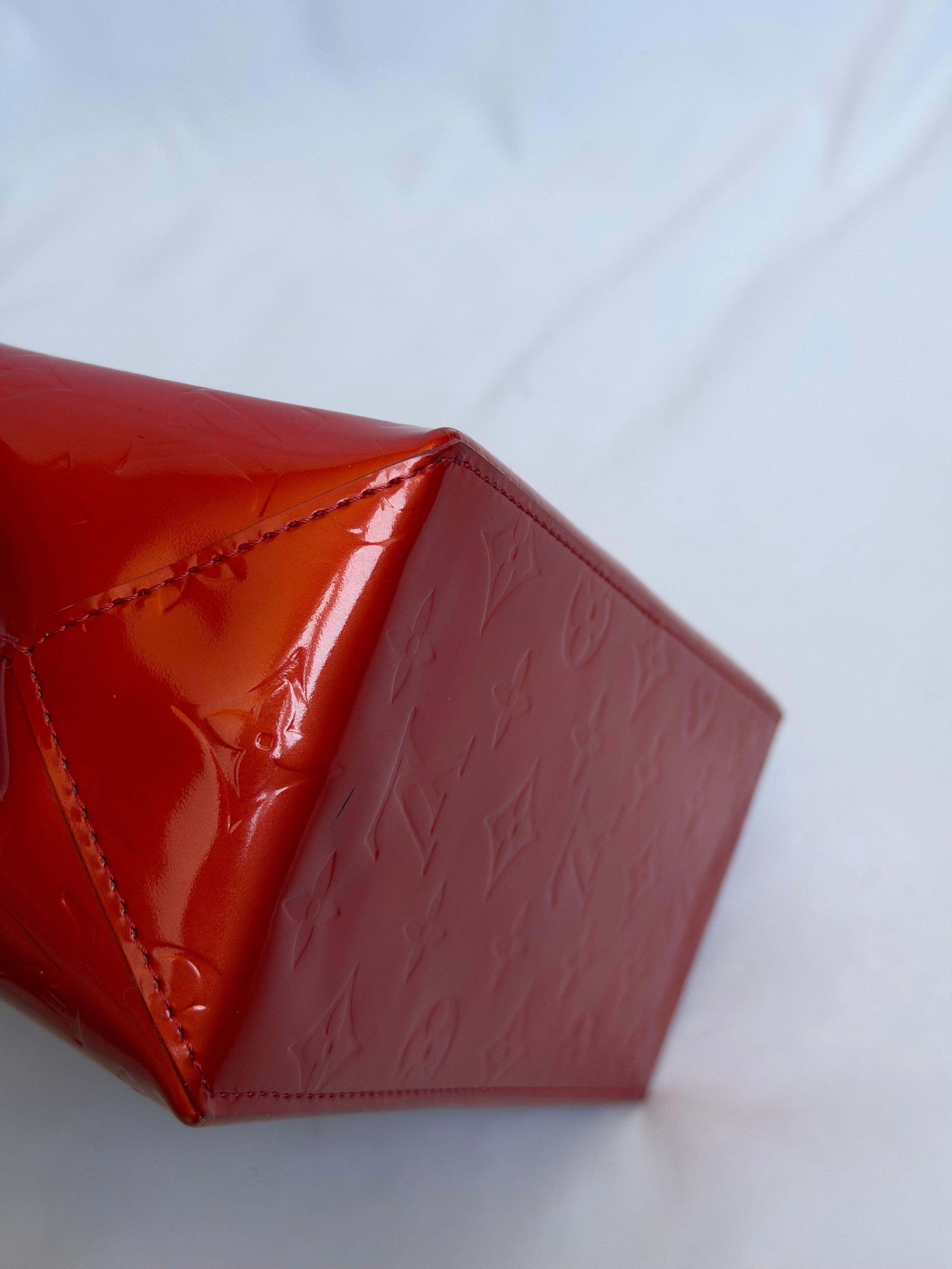 Louis Vuitton Reade PM in Red Vernis Leather