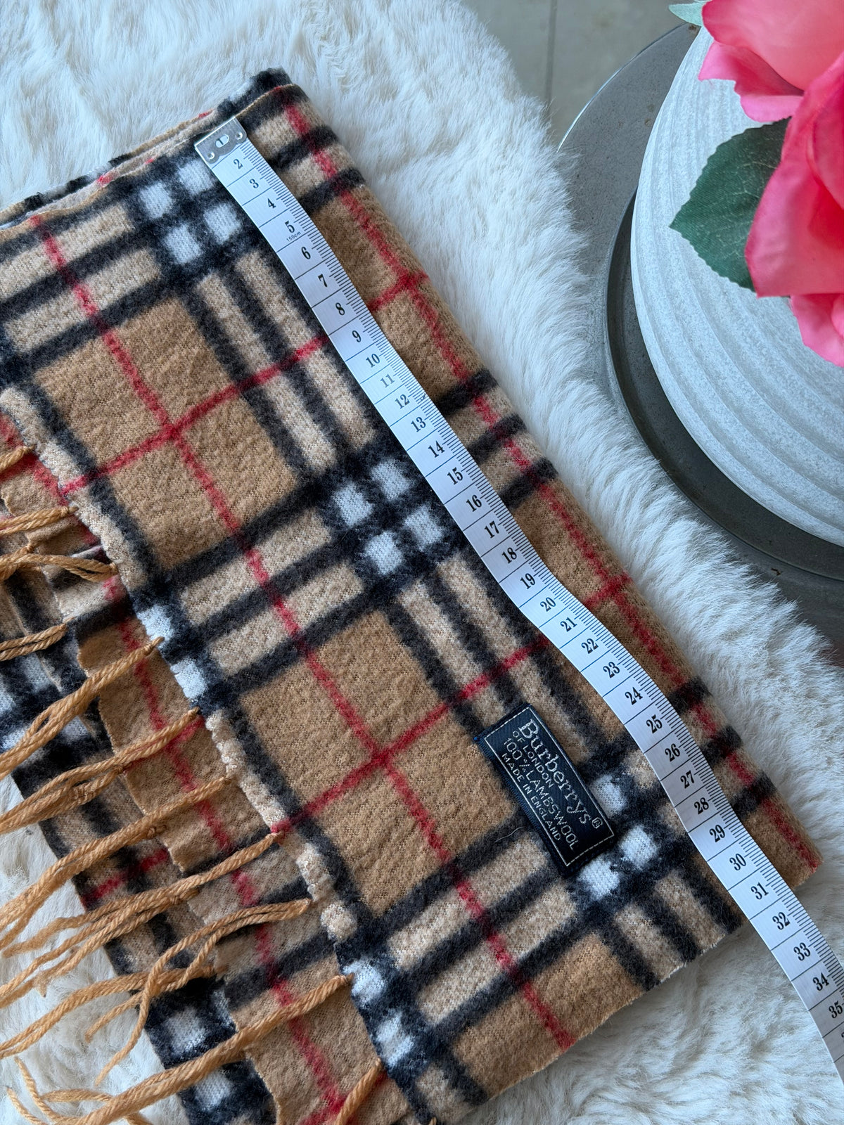 Burberry Classic Lambswool Scarf in Camel Nova Check