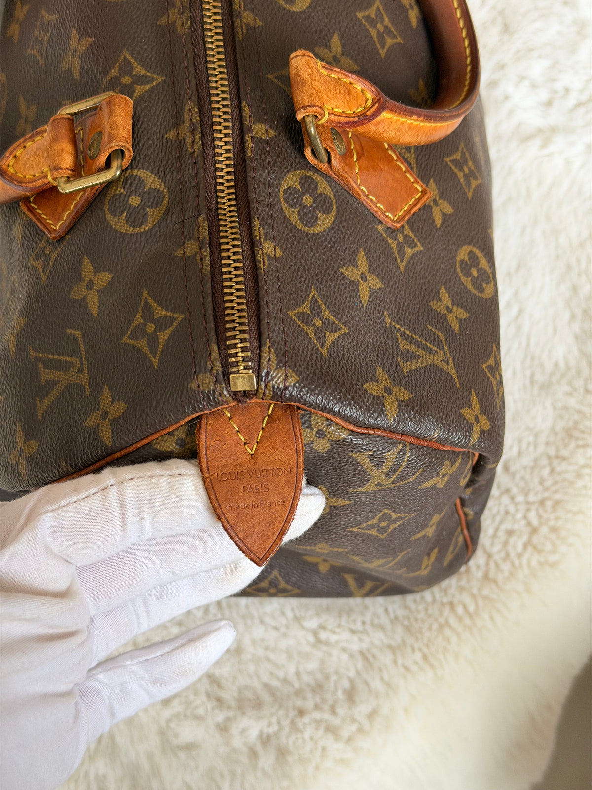 Louis Vuitton Speedy 30 in Monogram Canvas