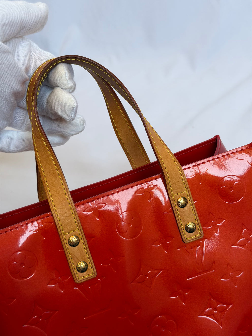 Louis Vuitton Reade PM in Red Vernis Leather